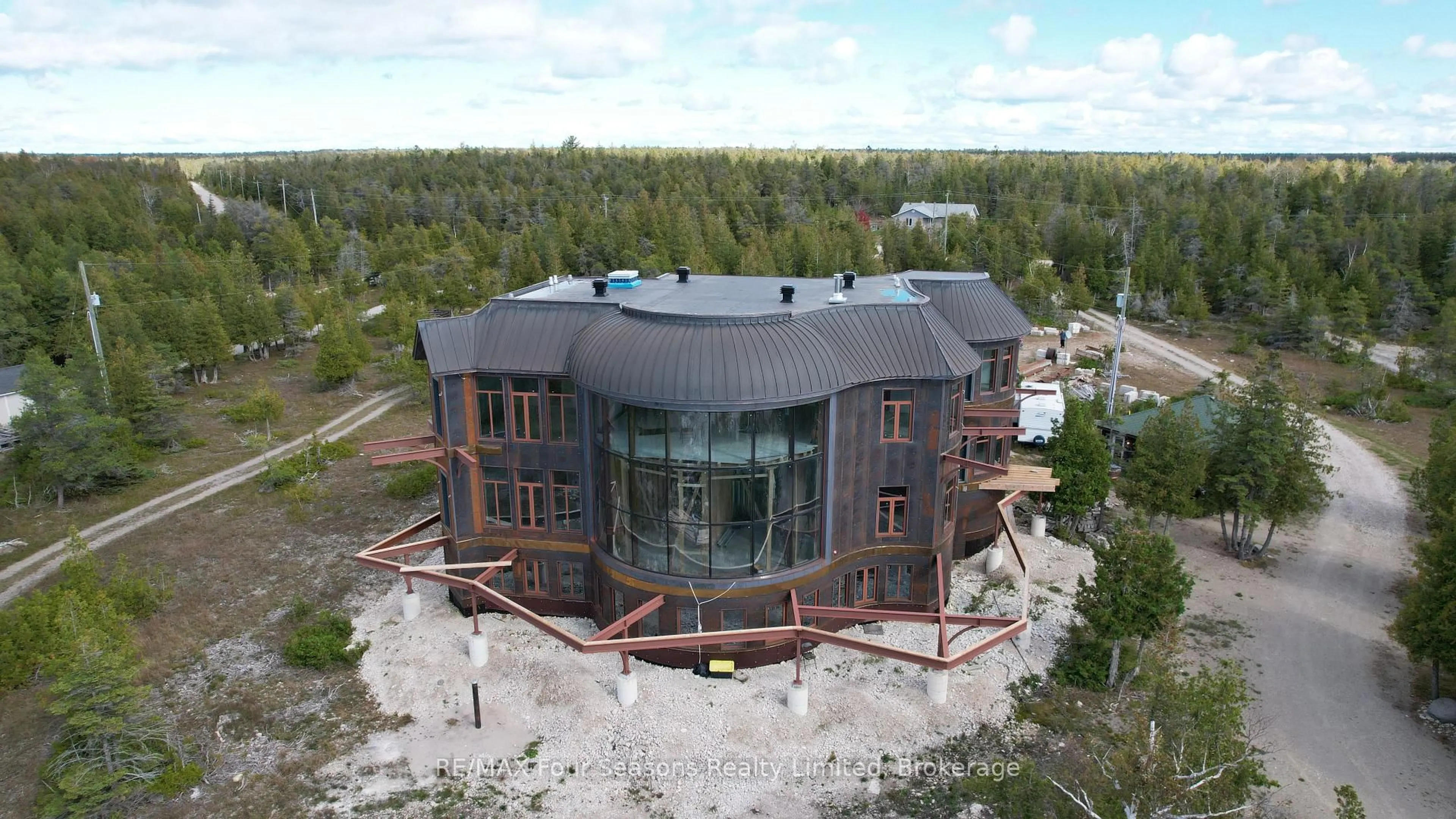 A pic from outside/outdoor area/front of a property/back of a property/a pic from drone, building for 794 Dorcas Bay Rd, Northern Bruce Peninsula Ontario N0H 2R0