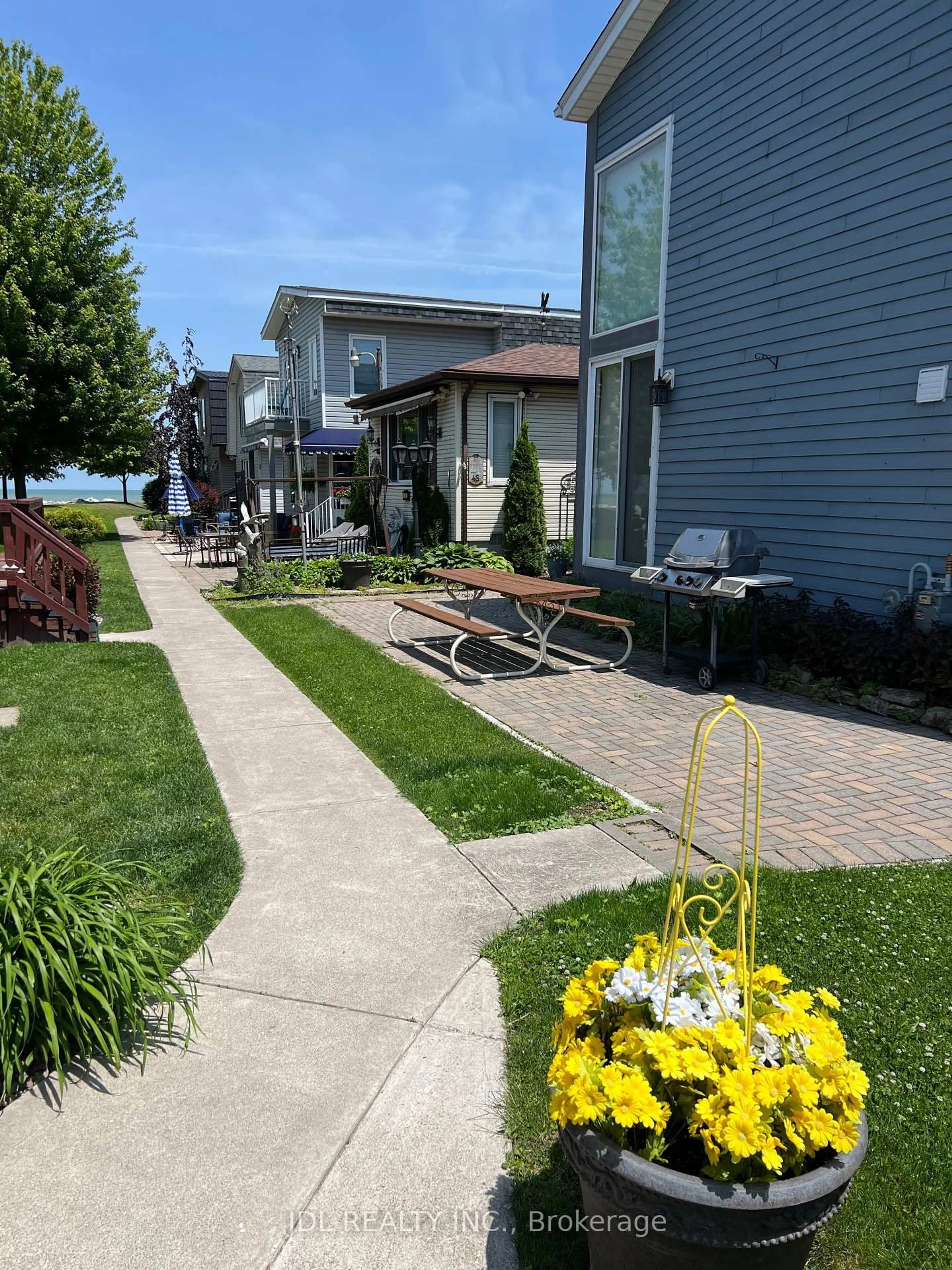 Patio, street for 1192 SHORELINE Ave #48, Lakeshore Ontario N0R 1C0
