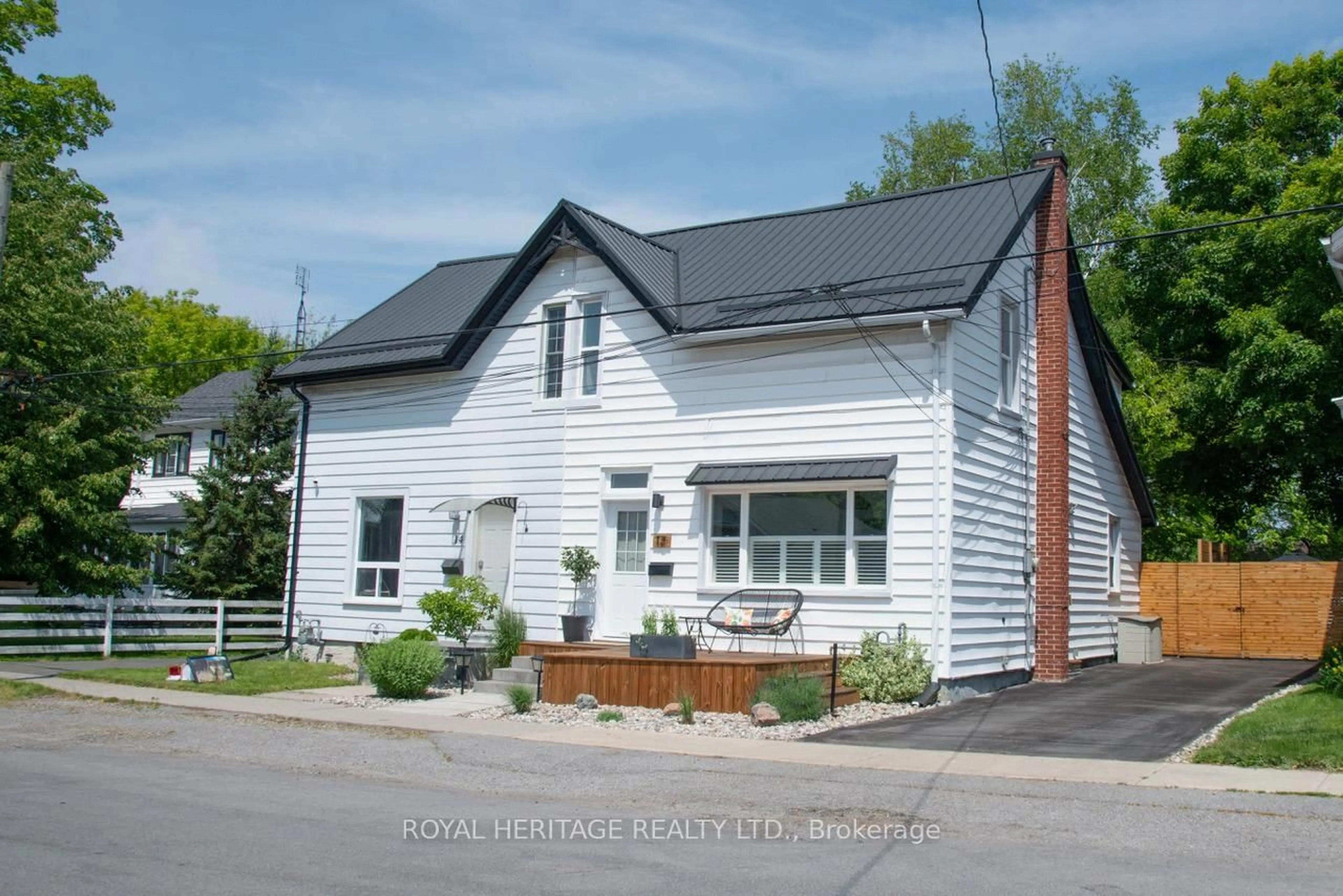 Unknown for 12 Spencer St, Cobourg Ontario K9A 2G3
