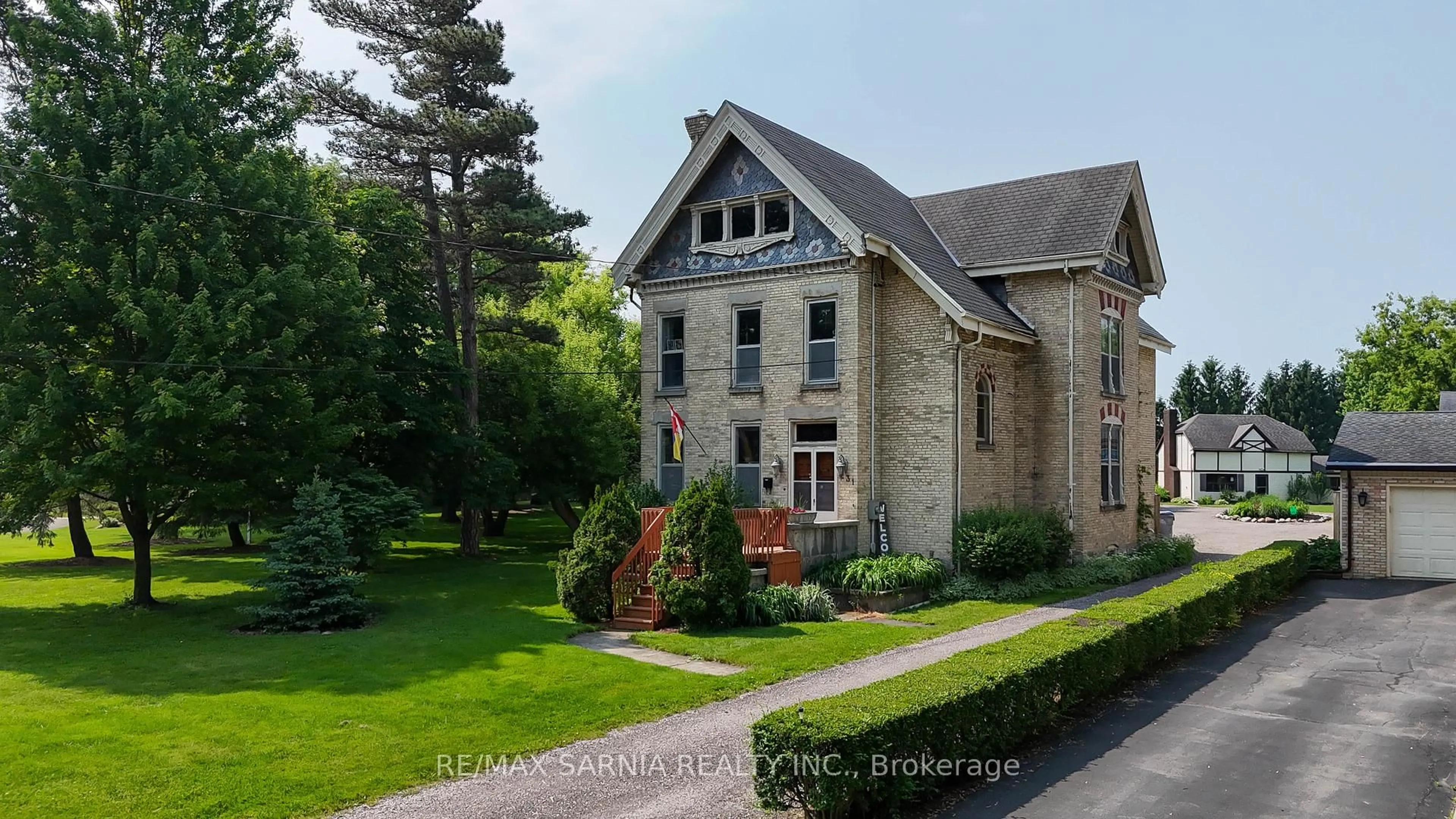 Unknown for 231 Main St, Lucan Biddulph Ontario N0M 2J0