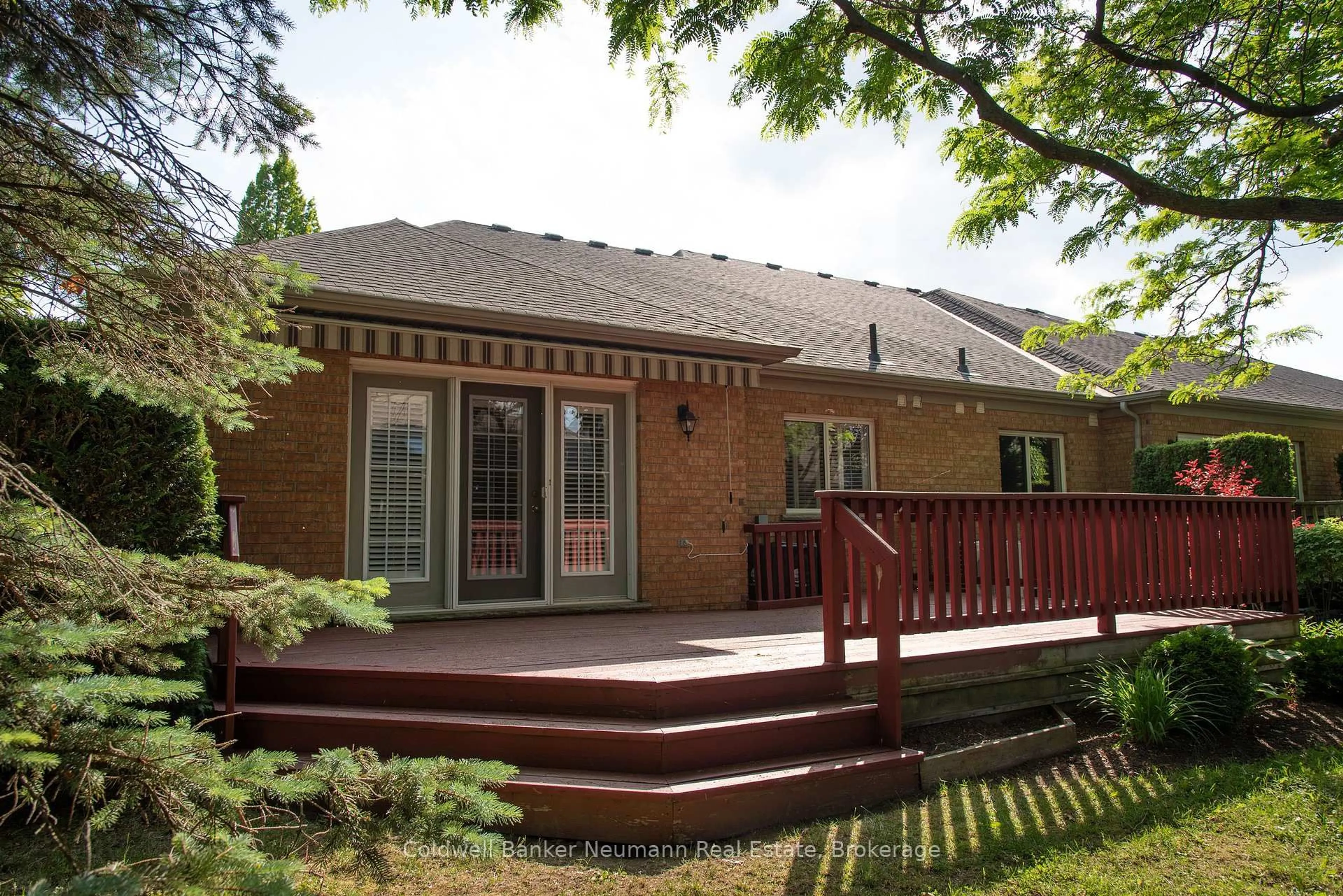 Patio, street for 22 Magnolia Lane, Guelph Ontario N1G 4X7