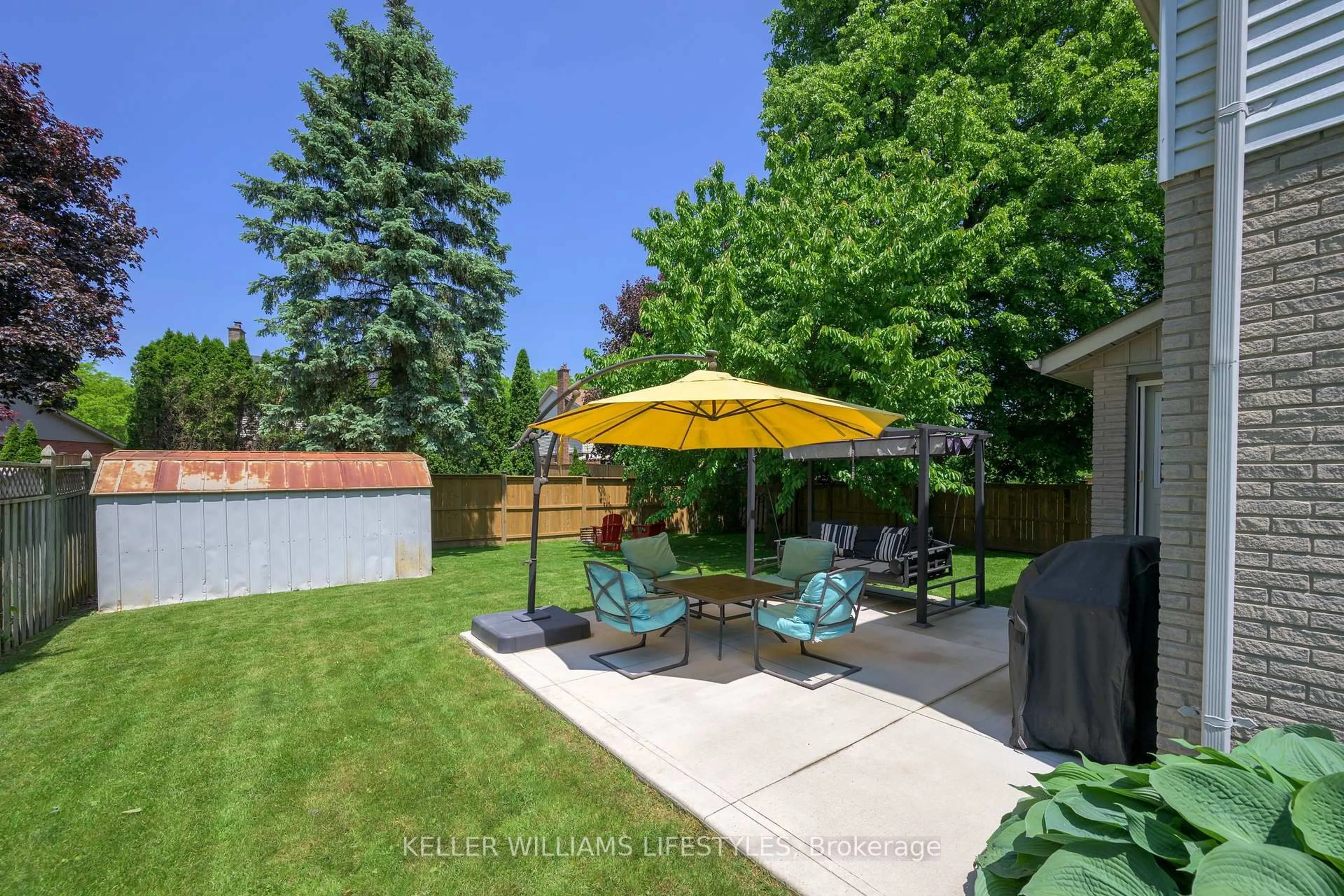 Patio, unknown for 18 Thunderbird Cres, London South Ontario N6J 4P5