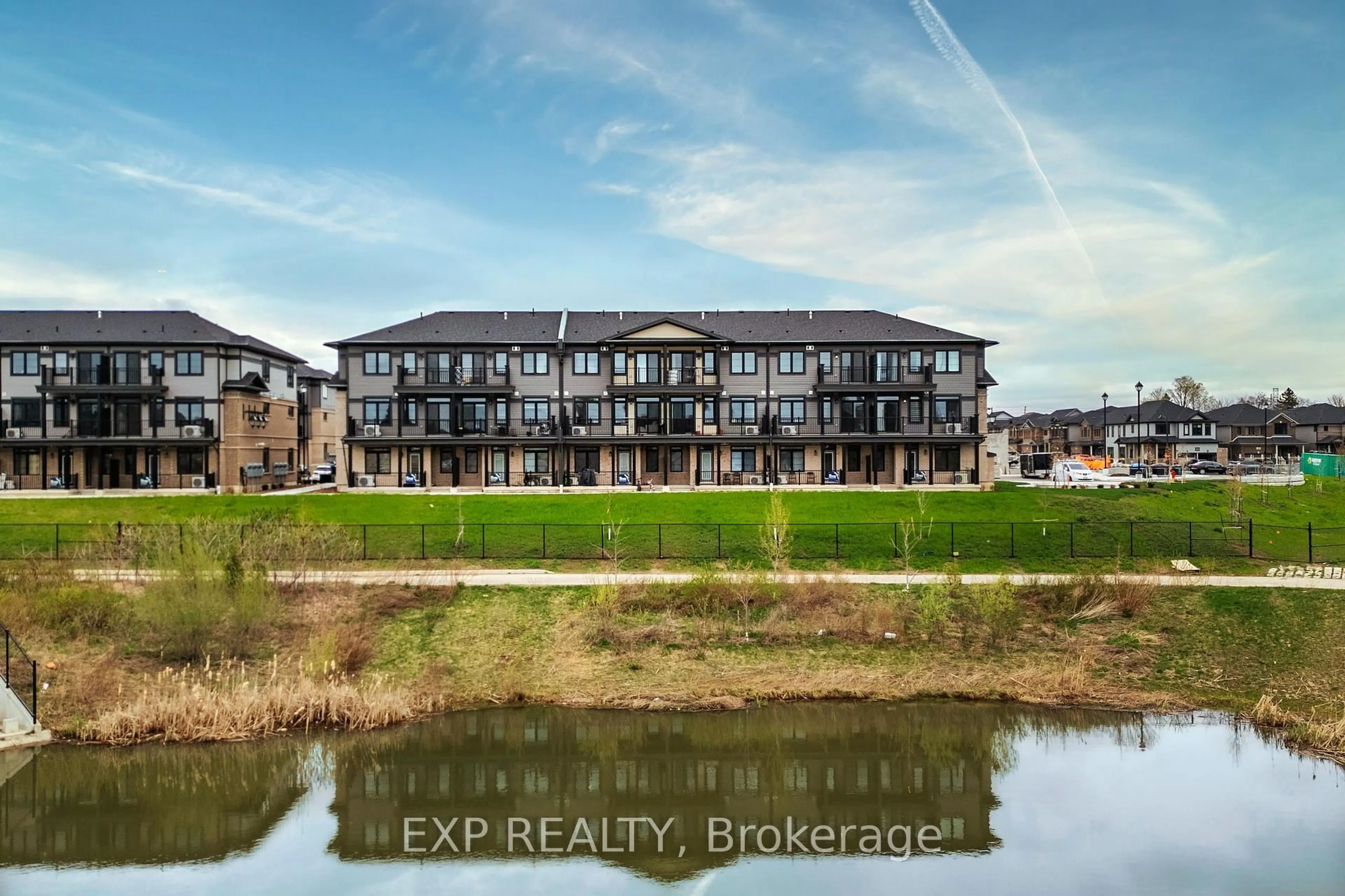 A pic from outside/outdoor area/front of a property/back of a property/a pic from drone, water/lake/river/ocean view for 104 Lomond Lane, Kitchener Ontario N2R 0T6