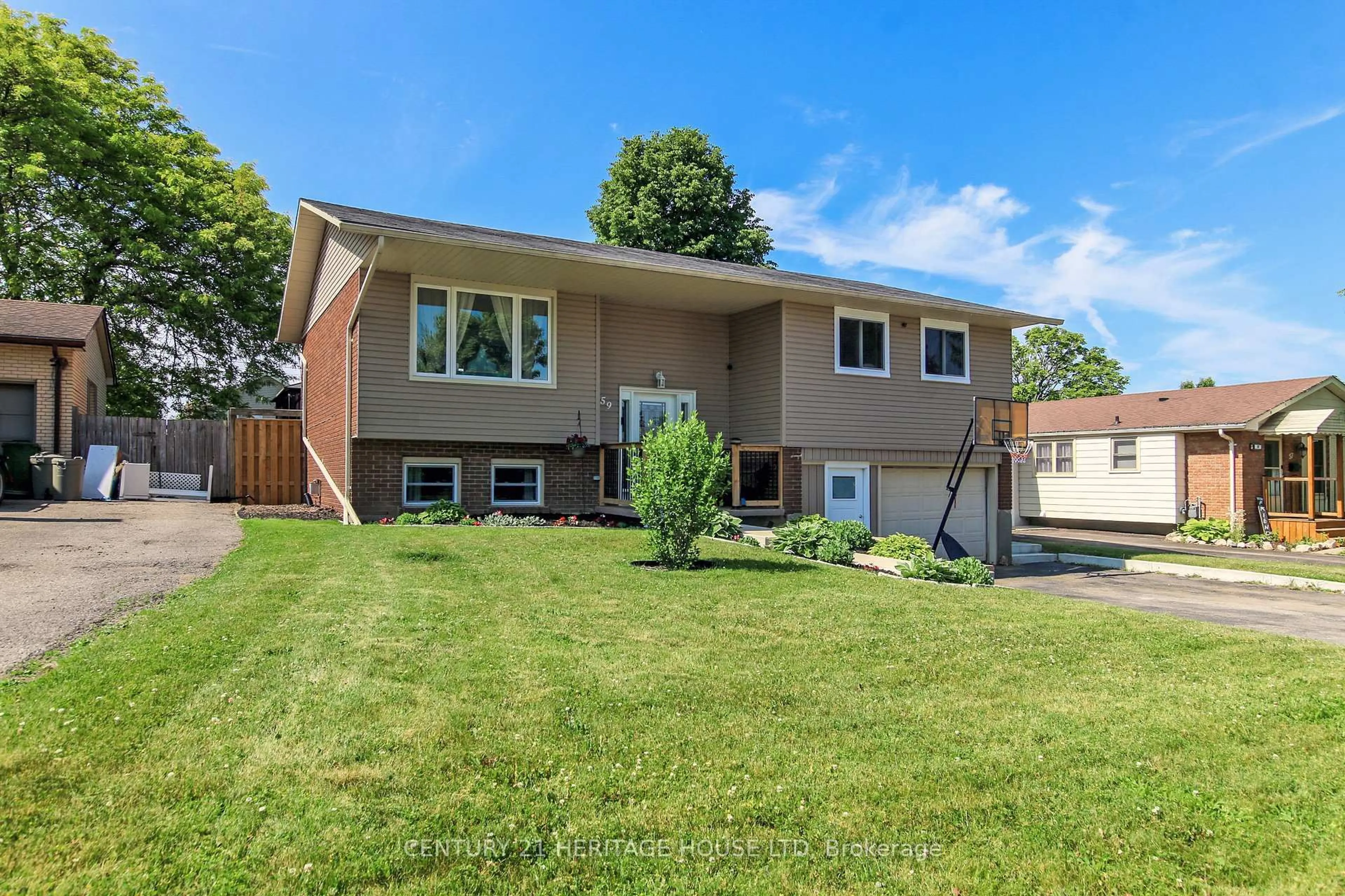 Home with vinyl exterior material, street for 59 David Dr, St. Thomas Ontario N5R 5L4