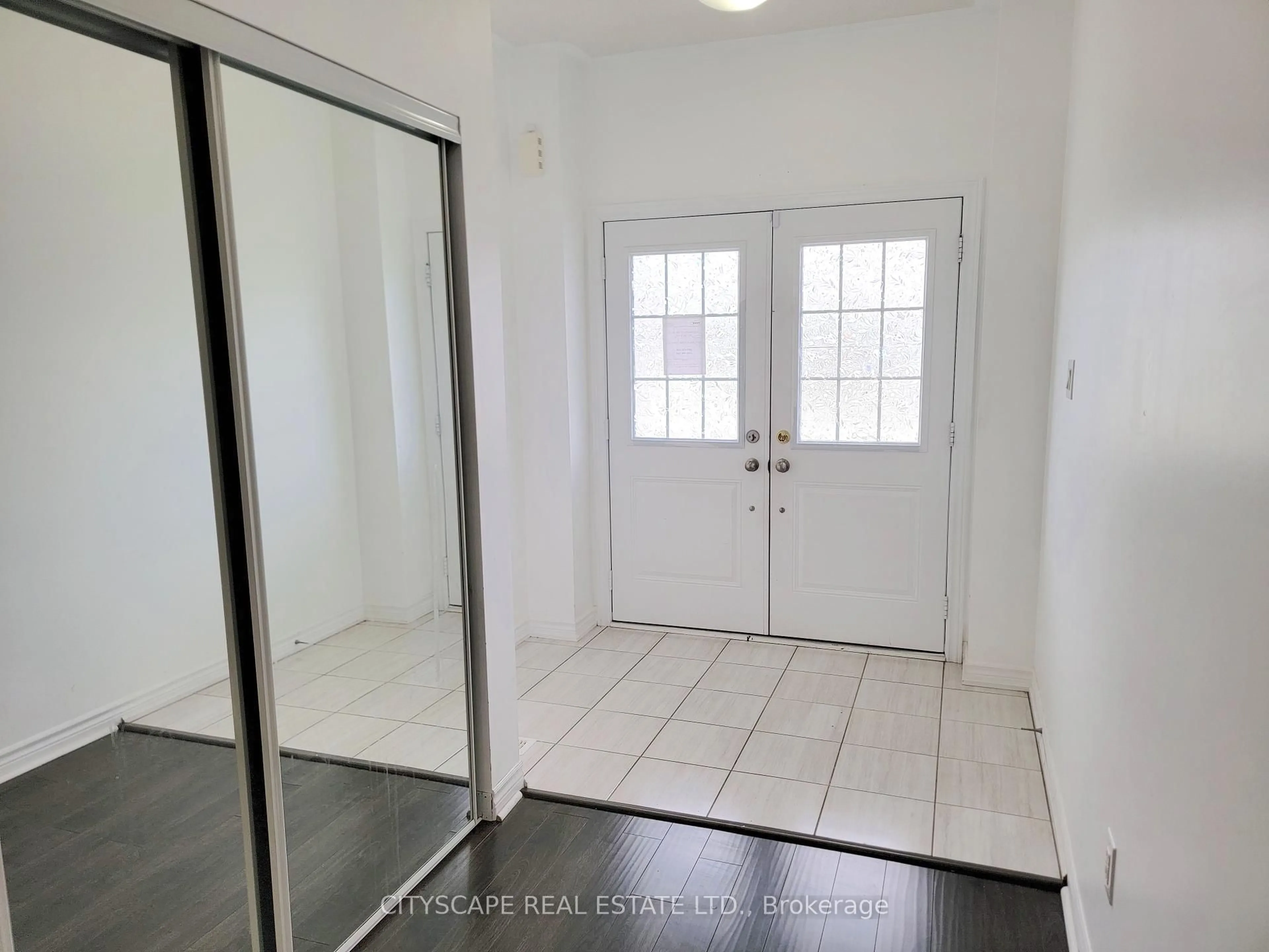 Indoor entryway for 151 Seeley Ave, Southgate Ontario N0C 1B0
