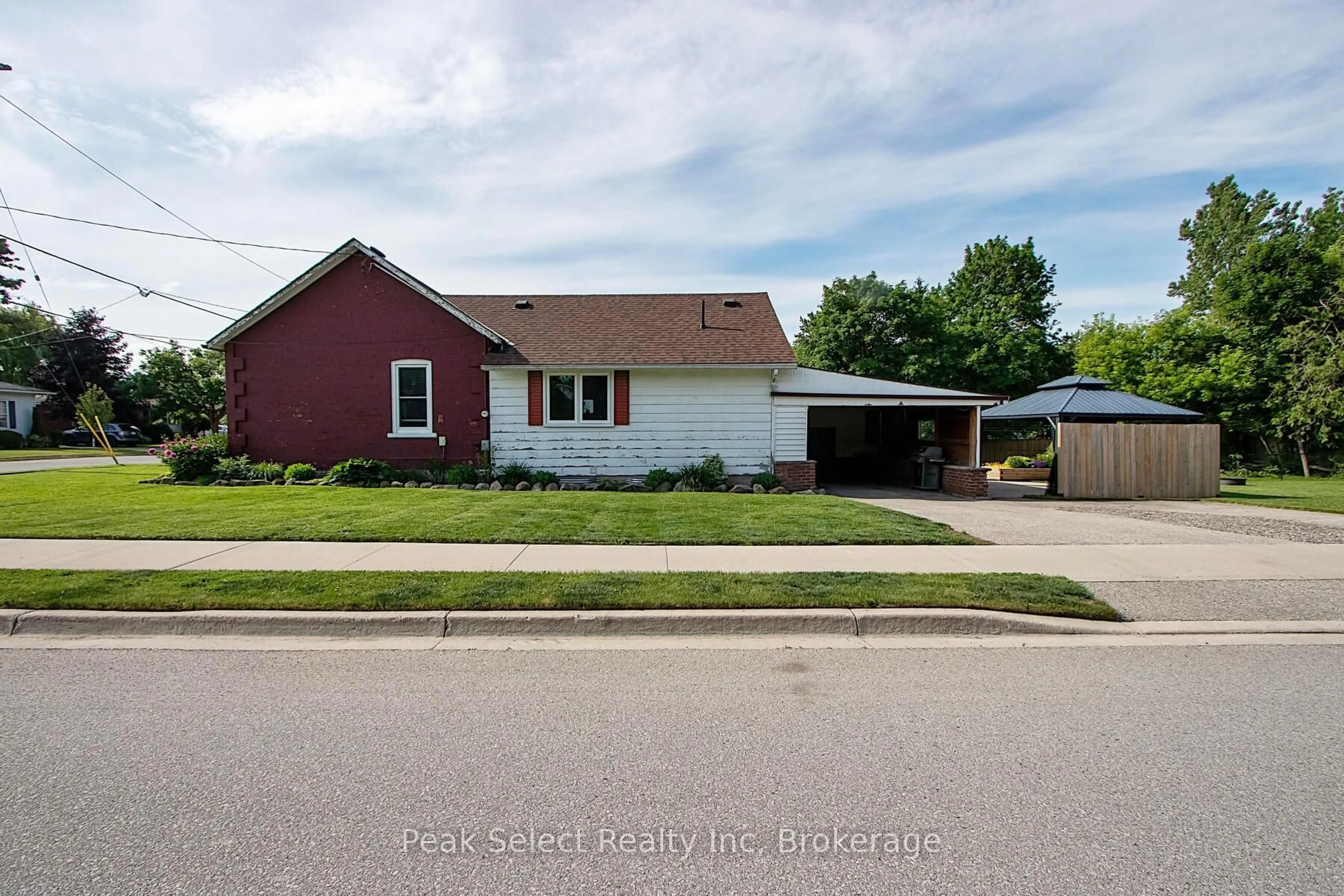 Home with brick exterior material, street for 46 SALINA St, St. Marys Ontario N4X 1B4