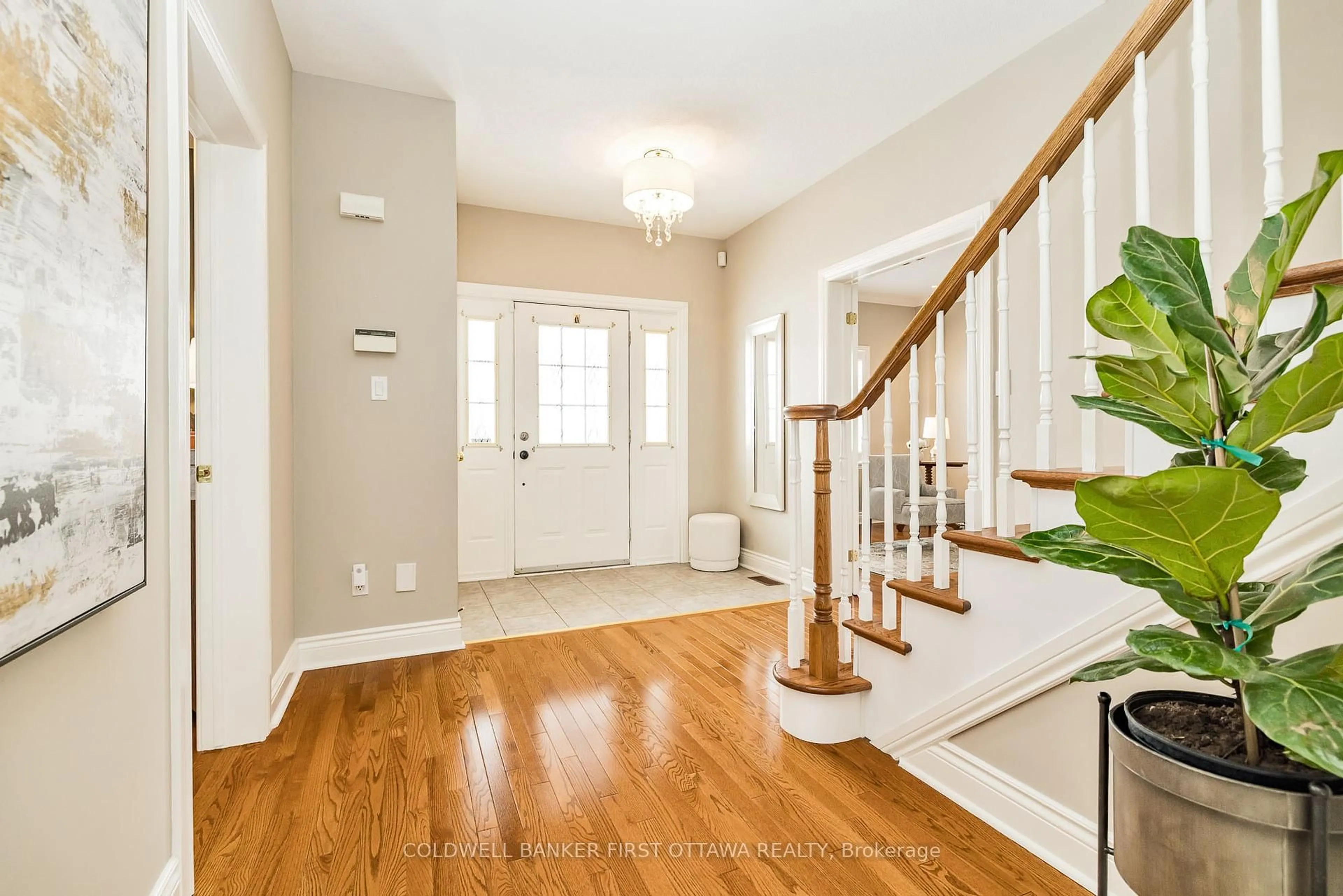 Indoor entryway for 36 WENDELL Ave, Stittsville Ontario K2S 1G8