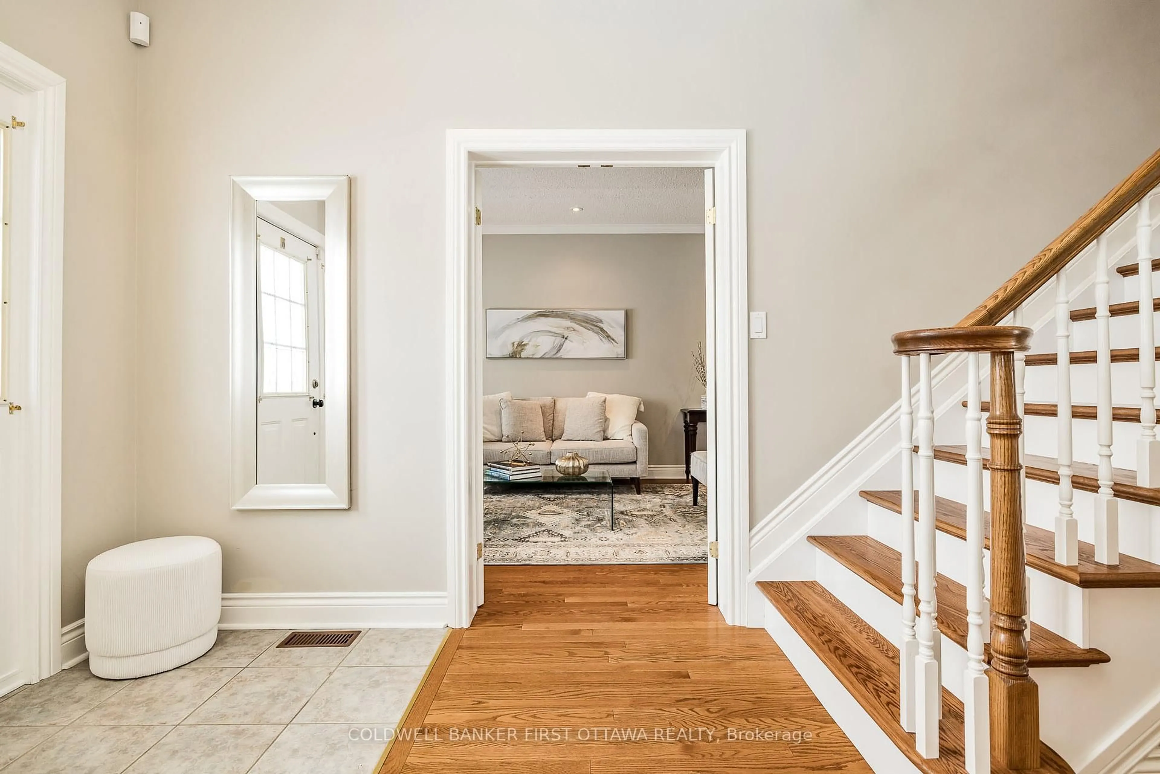 Indoor entryway for 36 WENDELL Ave, Stittsville Ontario K2S 1G8