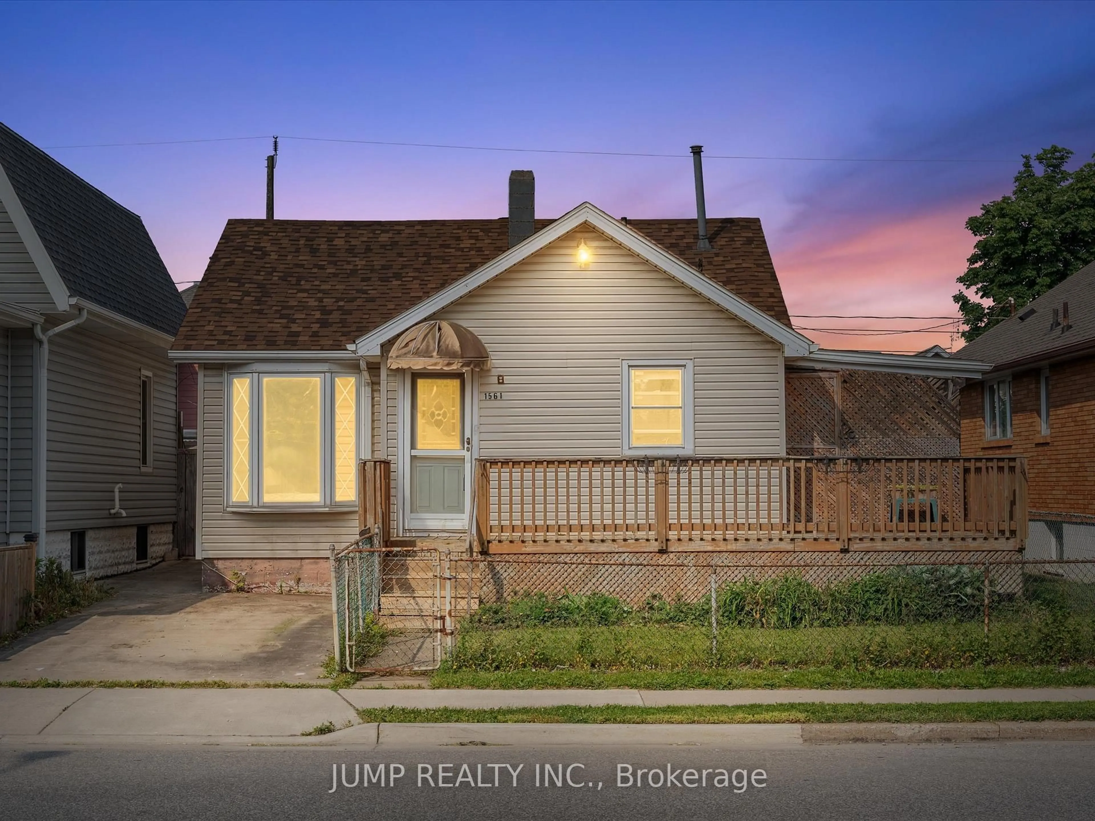 Unknown for 1561 Drouillard Rd, Windsor Ontario N8Y 2S1