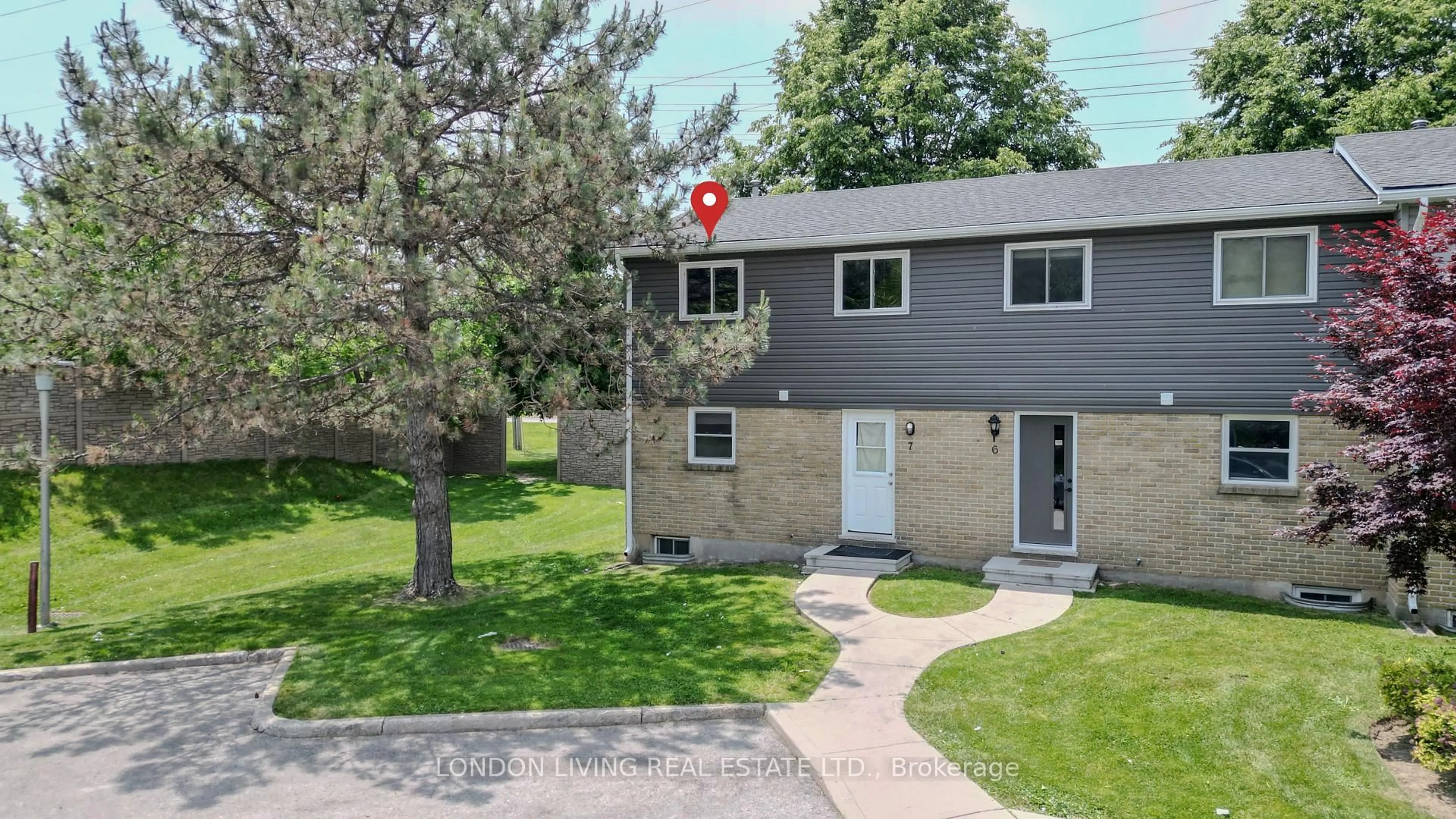 Unknown for 470 Second St #7, London East Ontario N5V 3X2