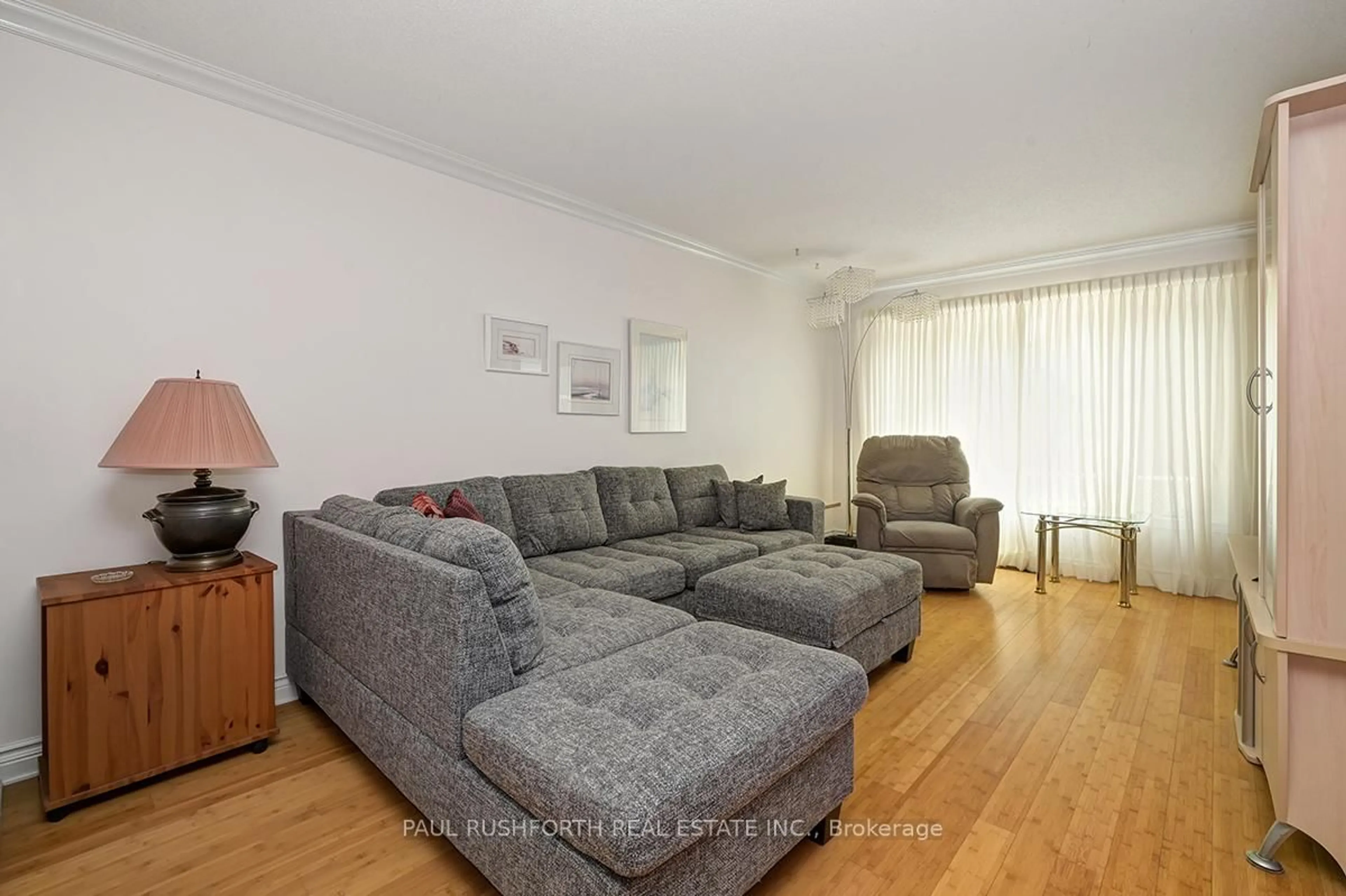 Living room with furniture, unknown for 6146 Oak Meadows Dr, Ottawa Ontario K1C 7G7
