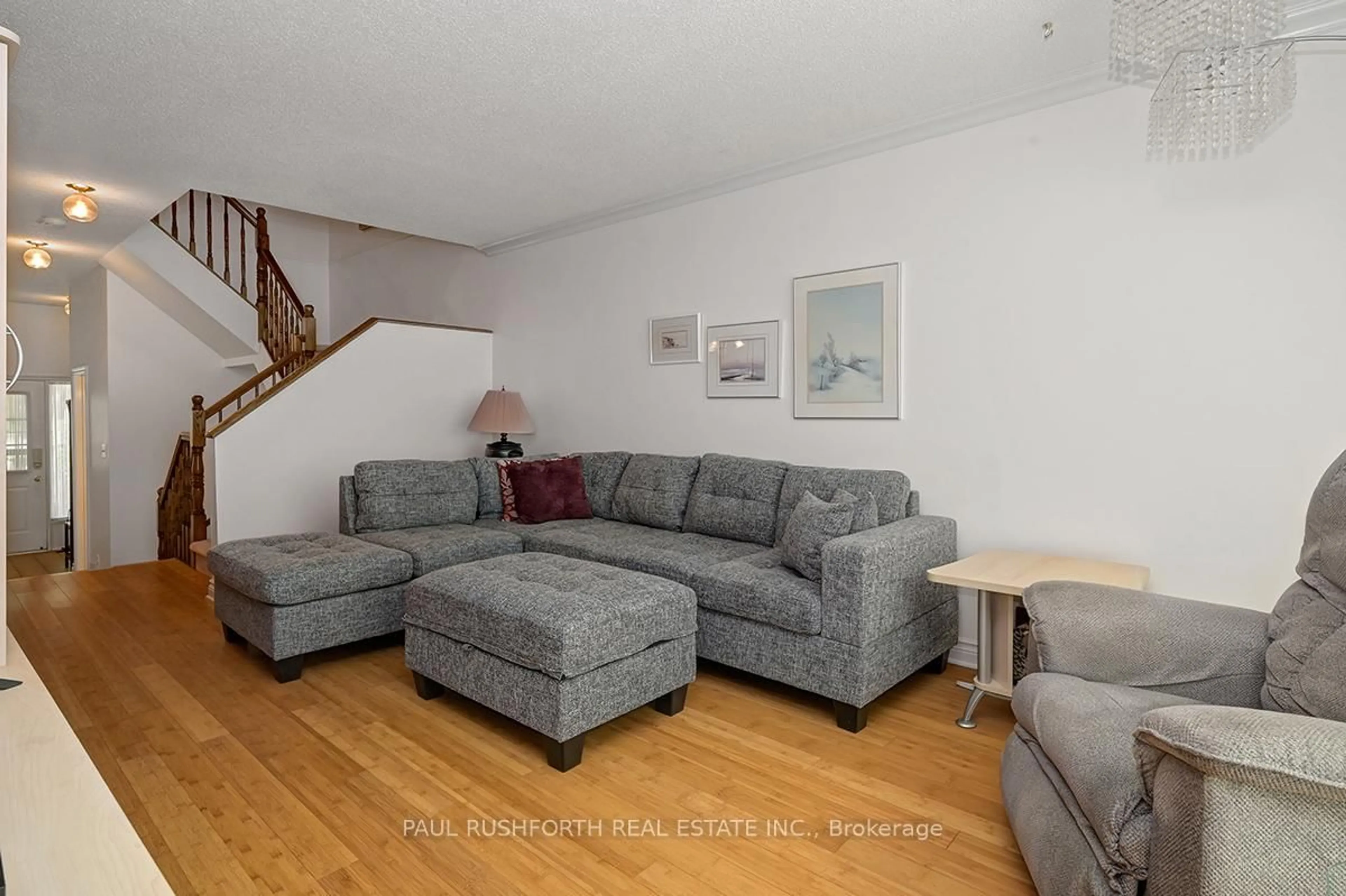 Living room with furniture, unknown for 6146 Oak Meadows Dr, Ottawa Ontario K1C 7G7