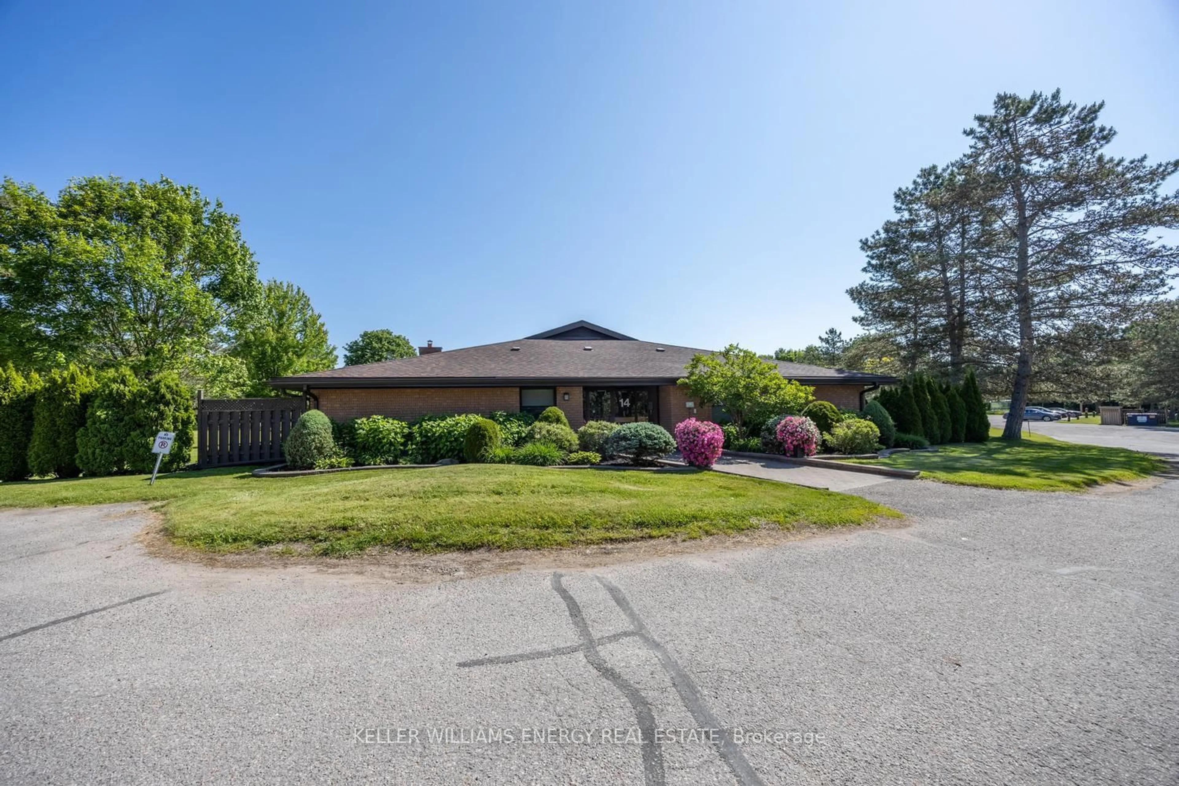 A pic from outside/outdoor area/front of a property/back of a property/a pic from drone, street for 14 Paddock Wood #3, Peterborough East Ontario K0H 7H2