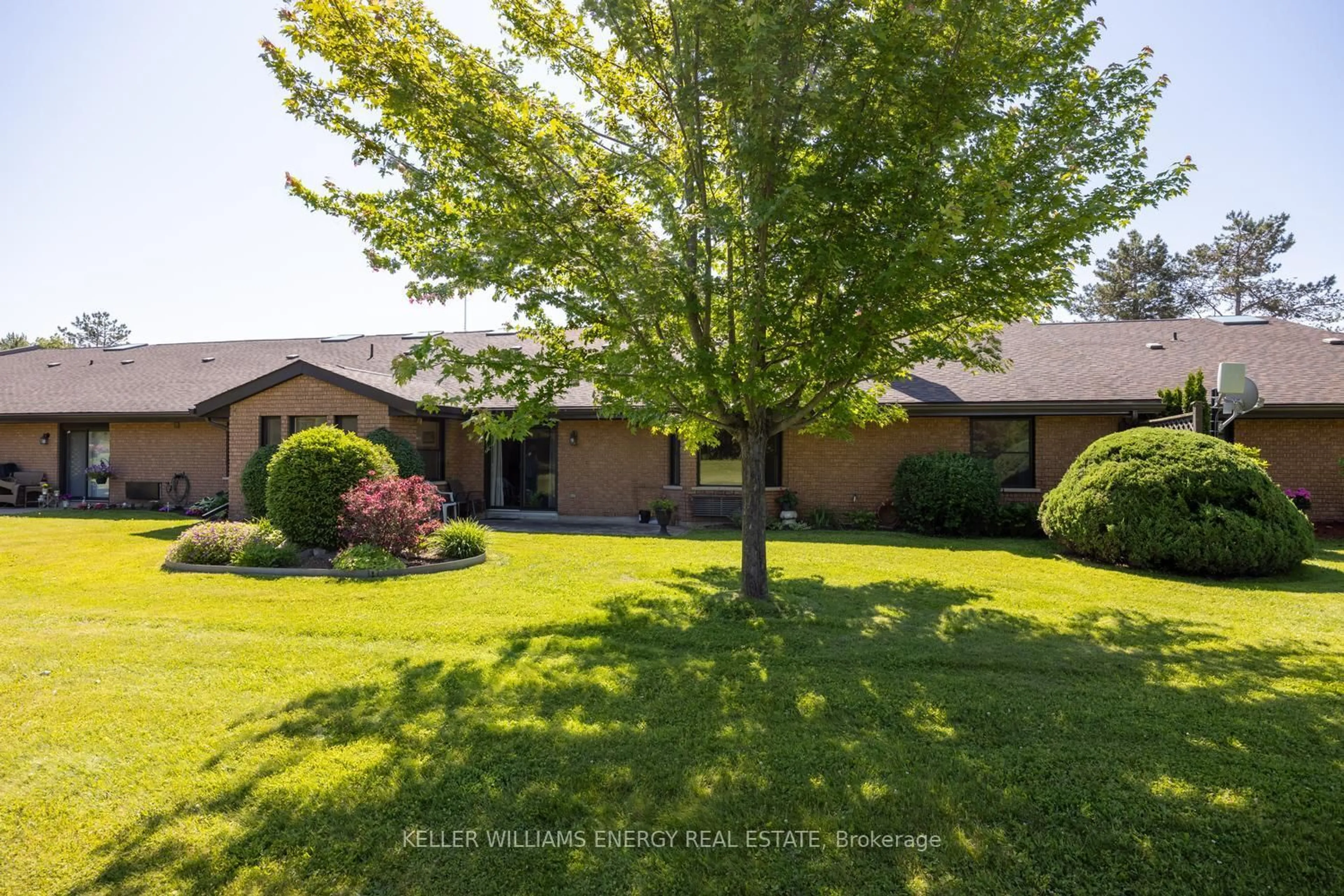 A pic from outside/outdoor area/front of a property/back of a property/a pic from drone, unknown for 14 Paddock Wood #3, Peterborough East Ontario K0H 7H2