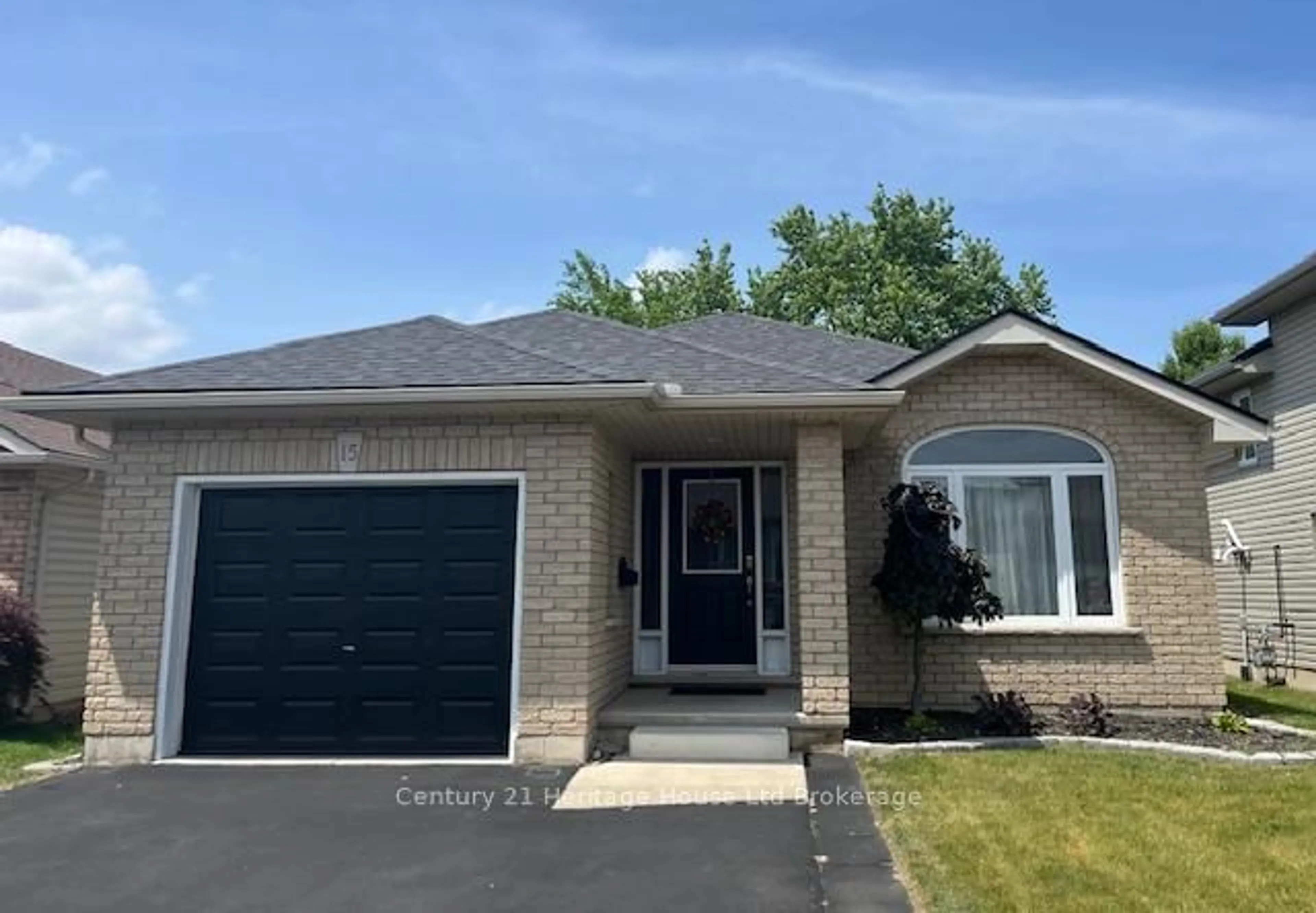 Home with brick exterior material, street for 15 Landon Ave, Norfolk Ontario N3Y 5J8