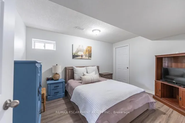 Additional property image - 127 Garinger Cres