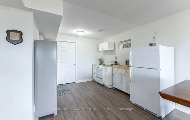 Additional property image - 127 Garinger Cres