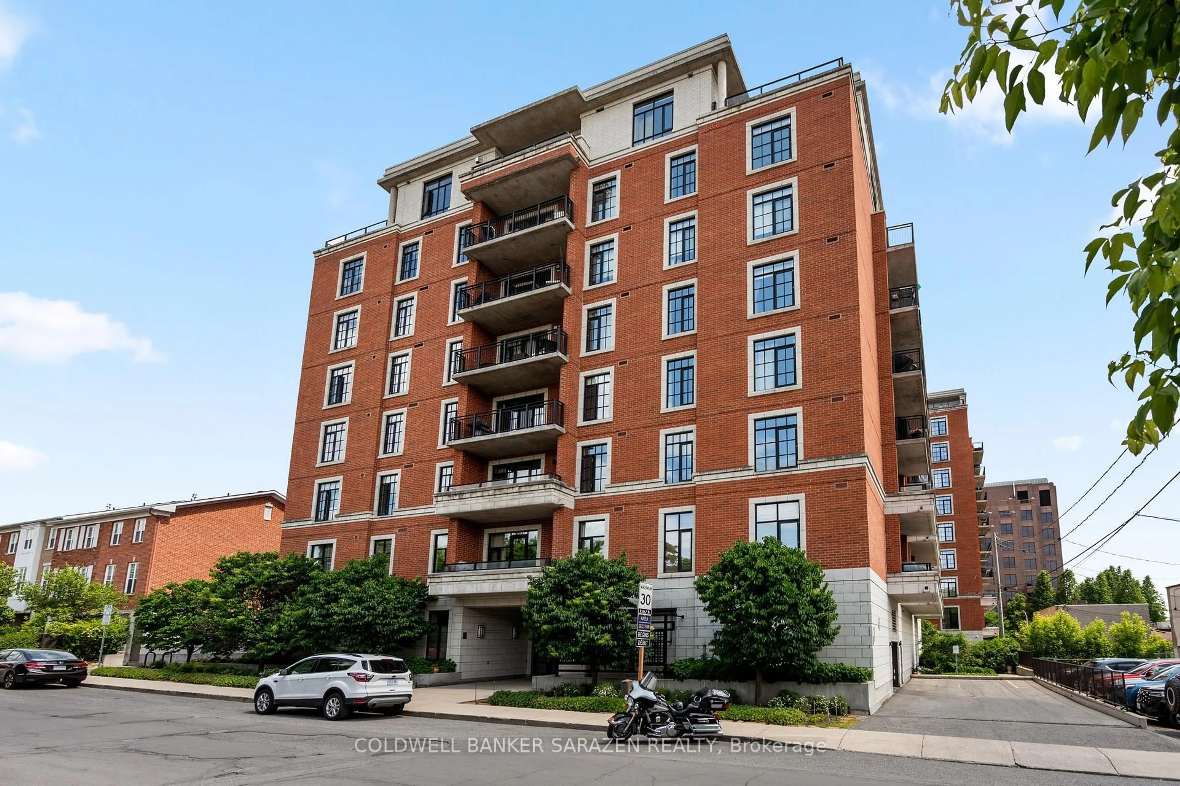 Home with brick exterior material, building for 327 Breezehill Ave #504, Ottawa Ontario K1Y 1R6