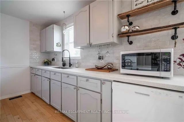 Additional property image - 8554 HALDIBROOK Rd