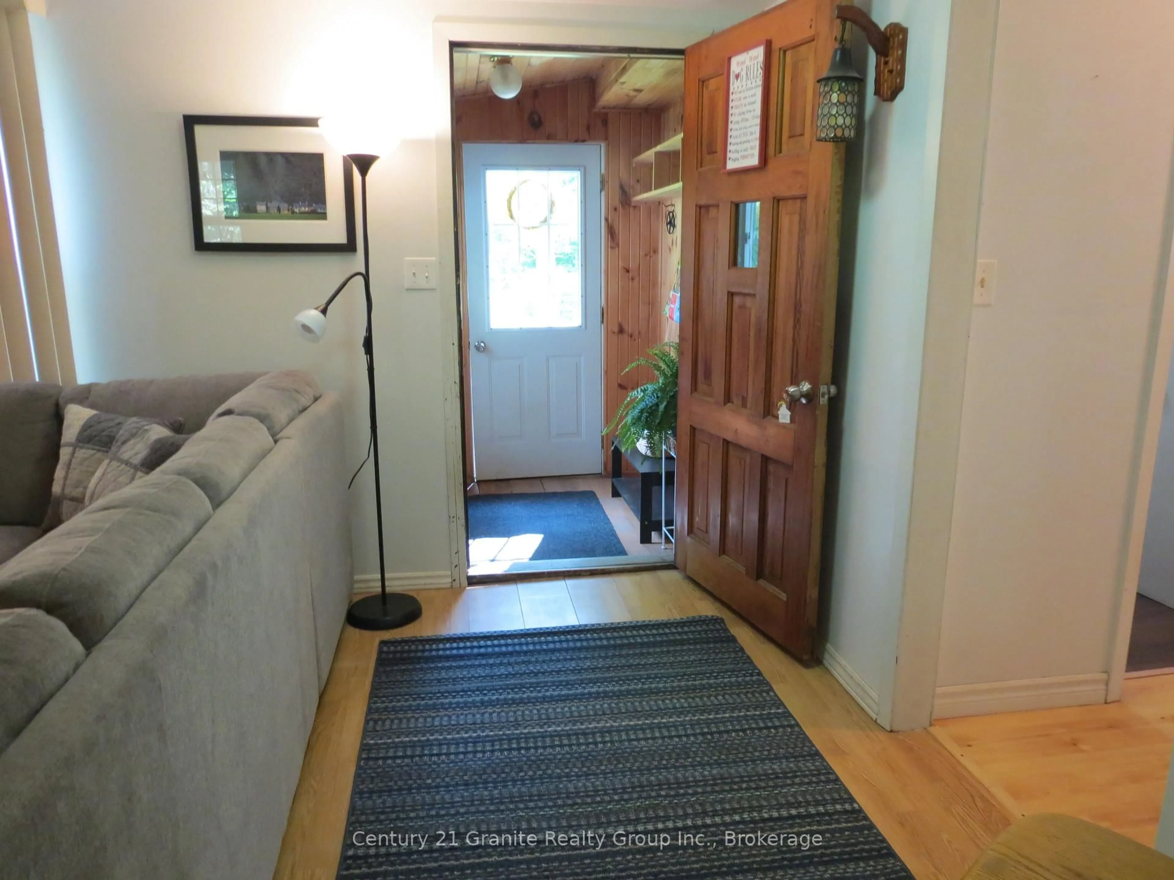 Indoor entryway for 10208 County Rd 503 Rd, Highlands East Ontario K0M 1R0