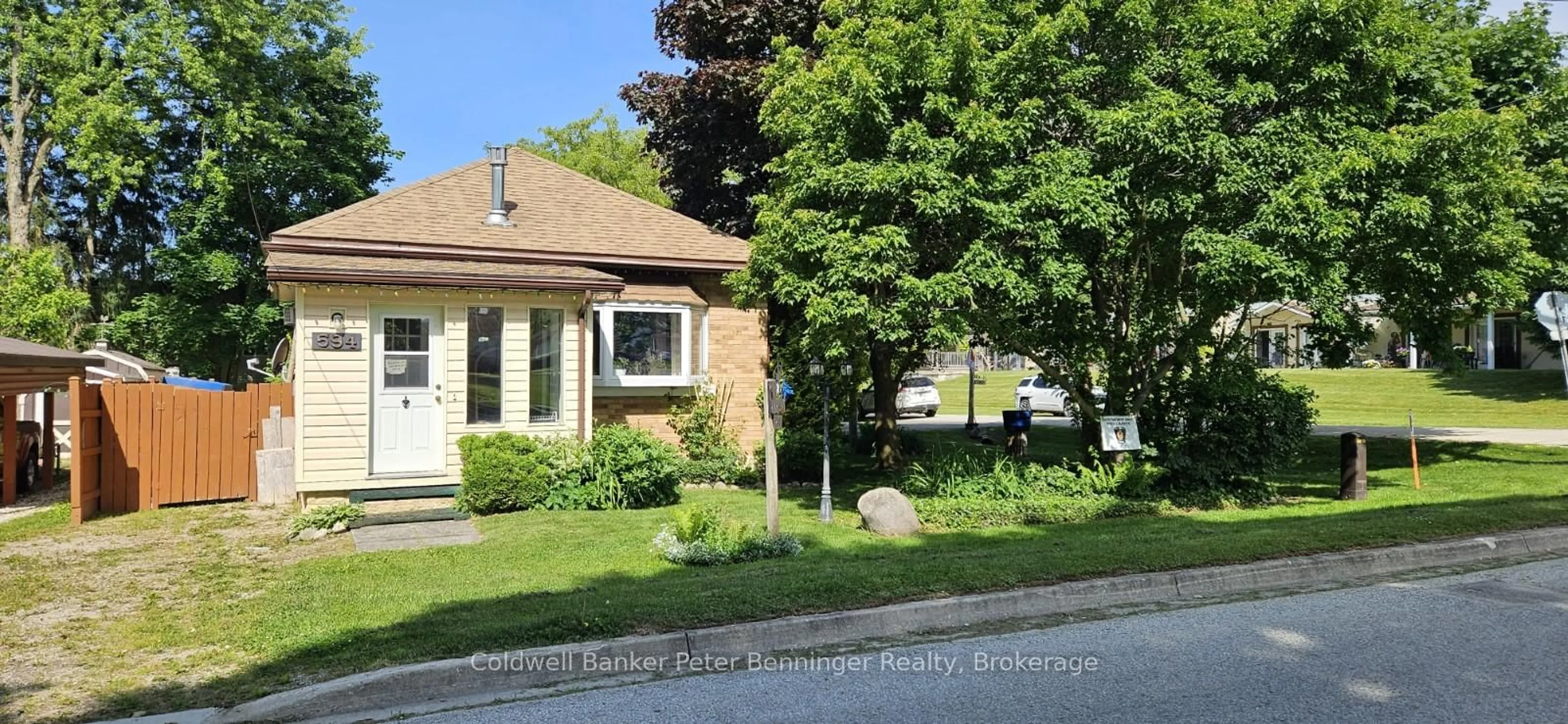 Unknown for 594 William St, West Grey Ontario N0G 1R0