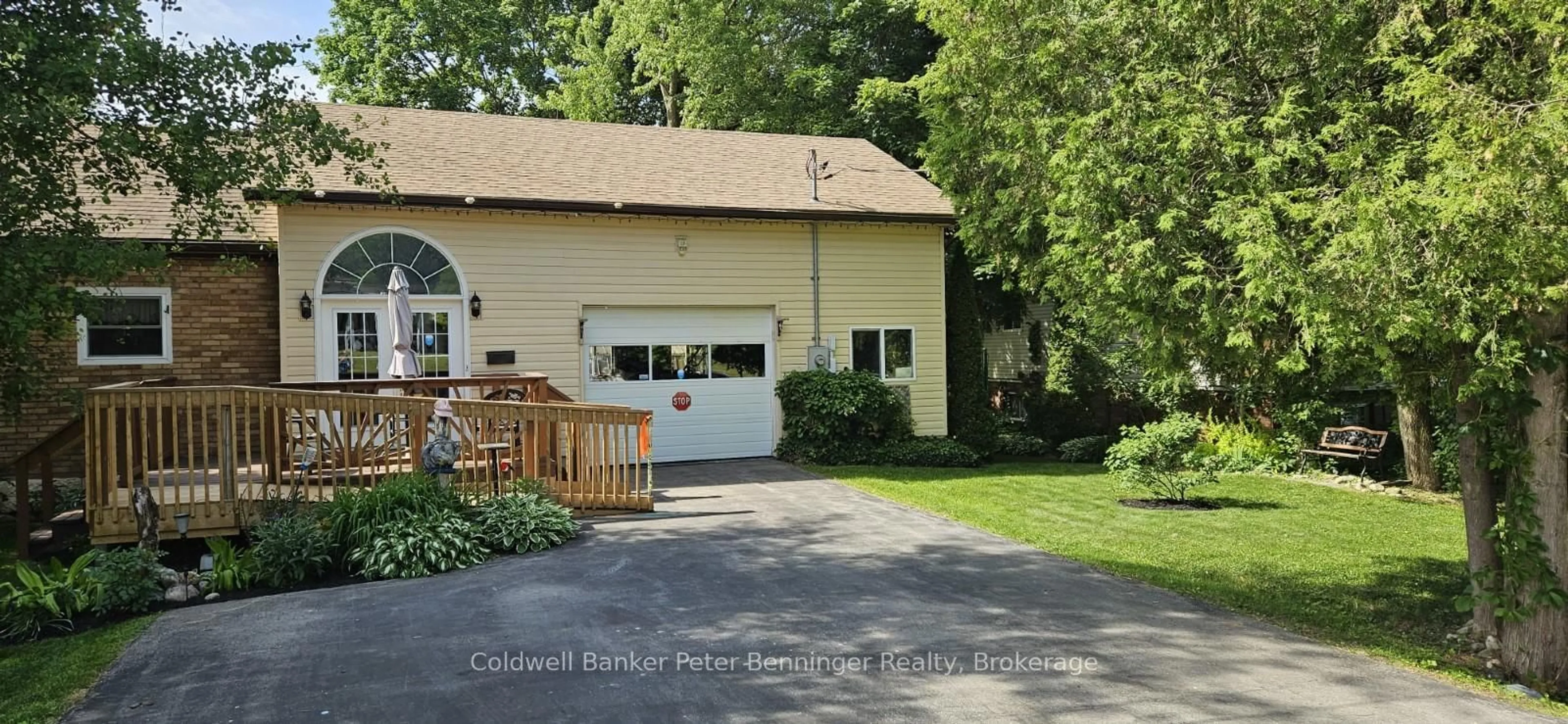 Unknown for 594 William St, West Grey Ontario N0G 1R0