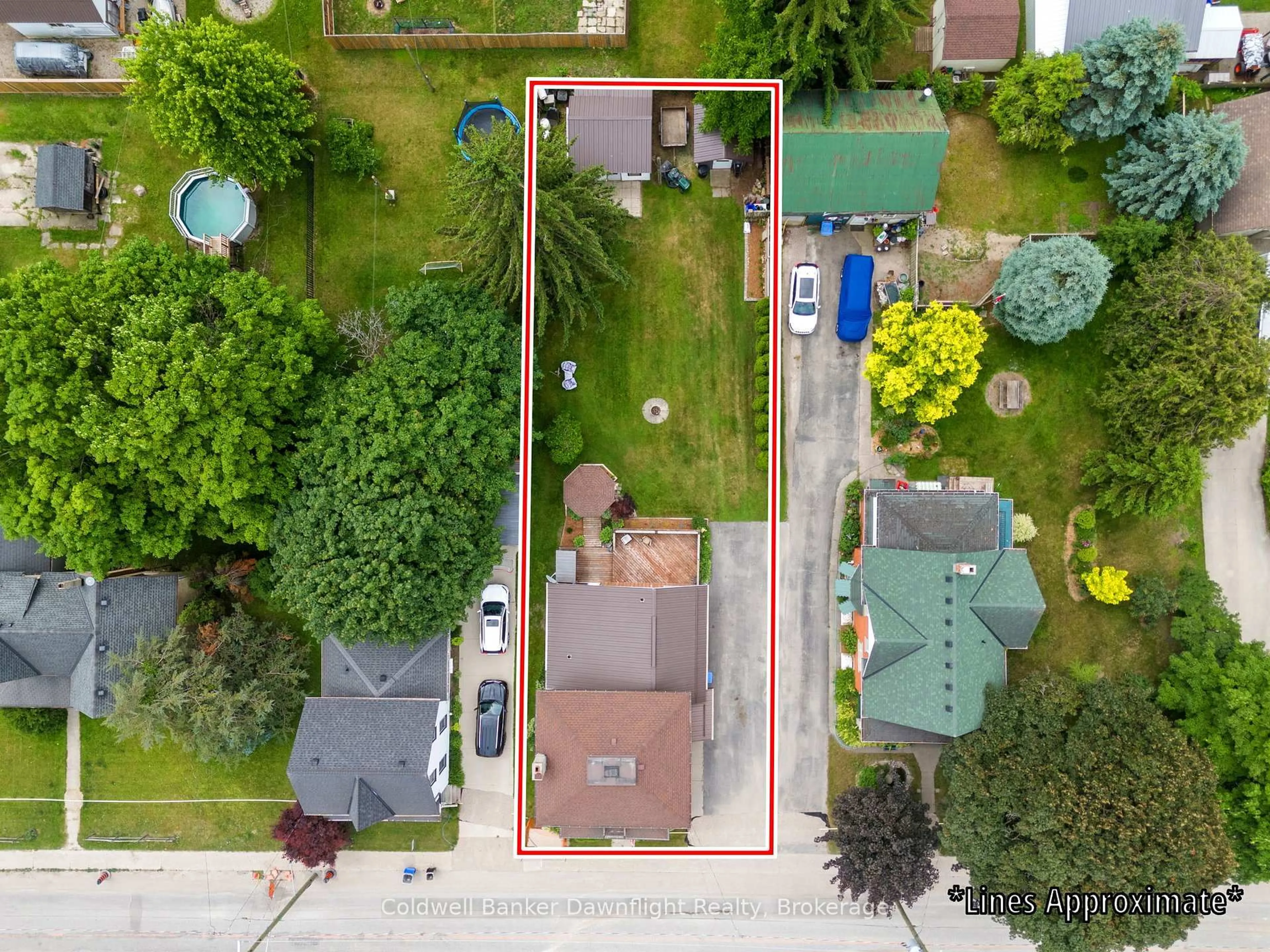 A pic from outside/outdoor area/front of a property/back of a property/a pic from drone, street for 133 Main St, South Huron Ontario N0M 1N0