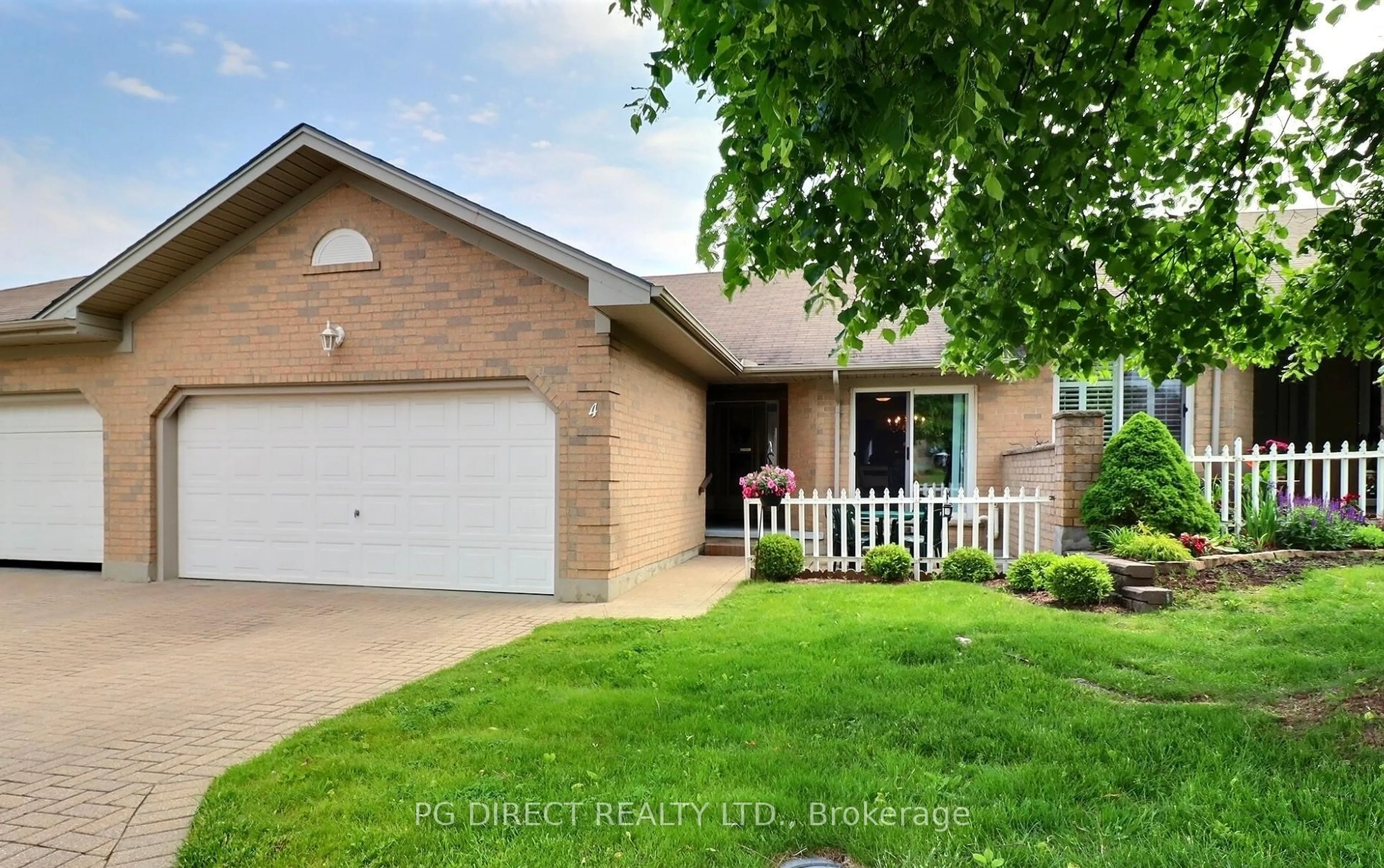 Home with brick exterior material, street for 861 Shelborne St #4, London South Ontario N5Z 5C5