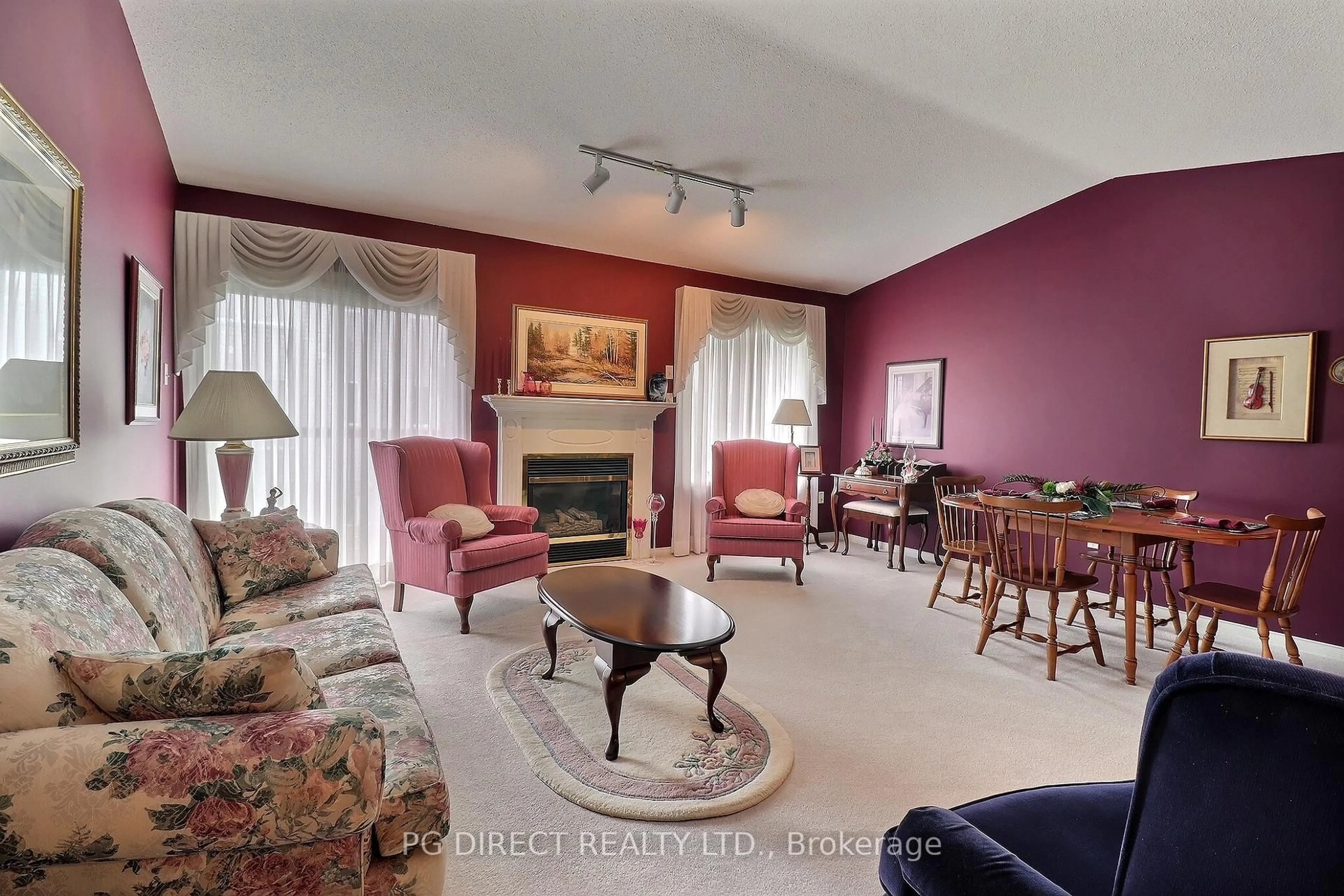 Living room with furniture, unknown for 861 Shelborne St #4, London South Ontario N5Z 5C5
