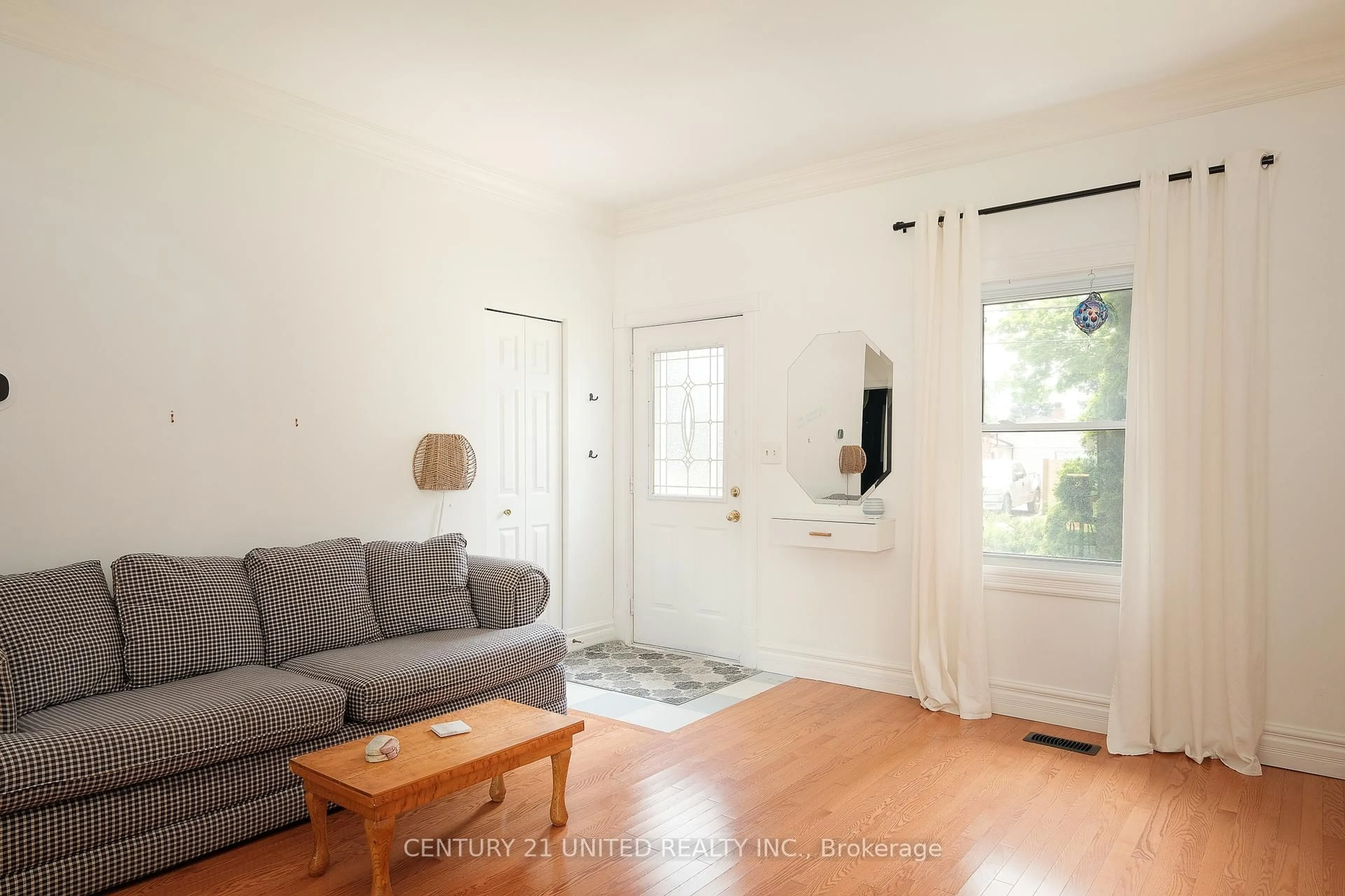 Living room with furniture, unknown for 668 Brown St, Peterborough Central Ontario K9J 4K5