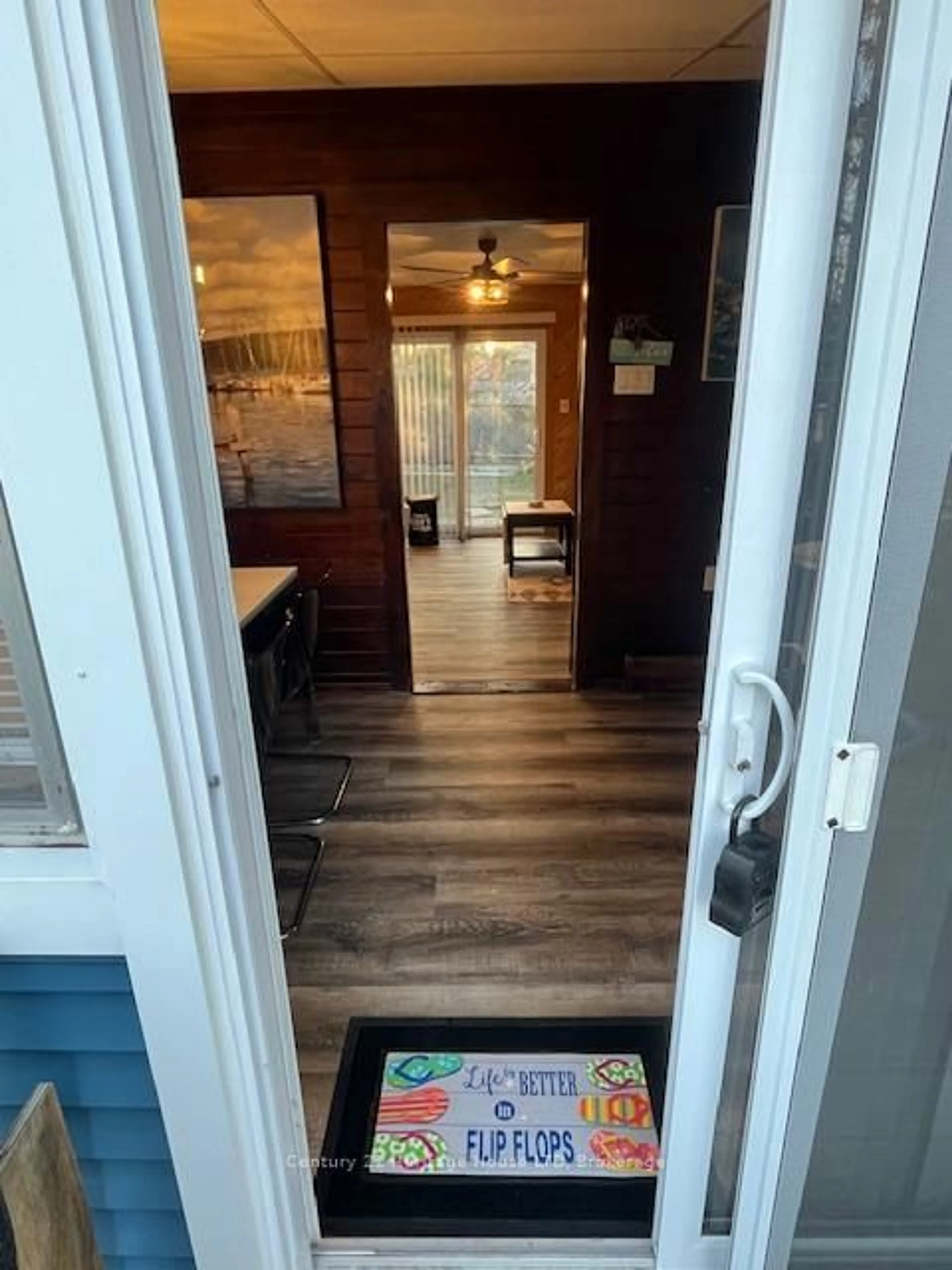 Indoor entryway for 29 Elmwood Ave, Lambton Shores Ontario L0S 1E4