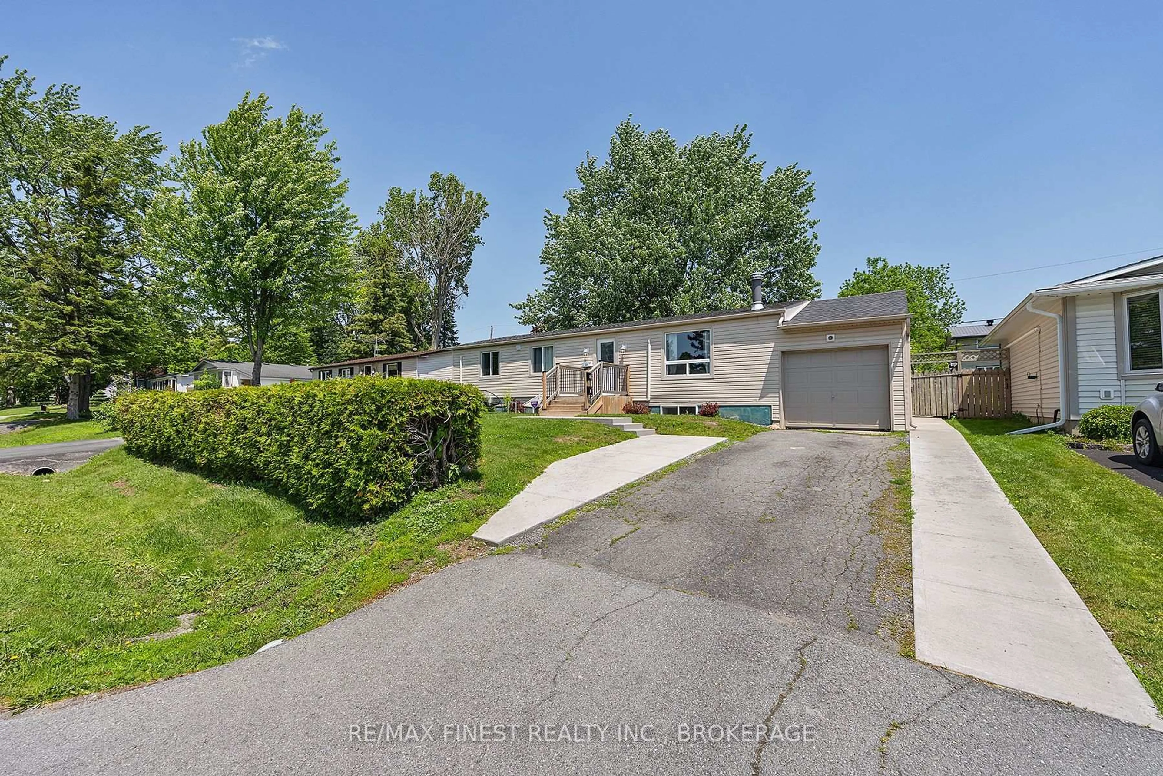 A pic from outside/outdoor area/front of a property/back of a property/a pic from drone, street for 35 Clairton Pl, Loyalist Ontario K7N 1R8