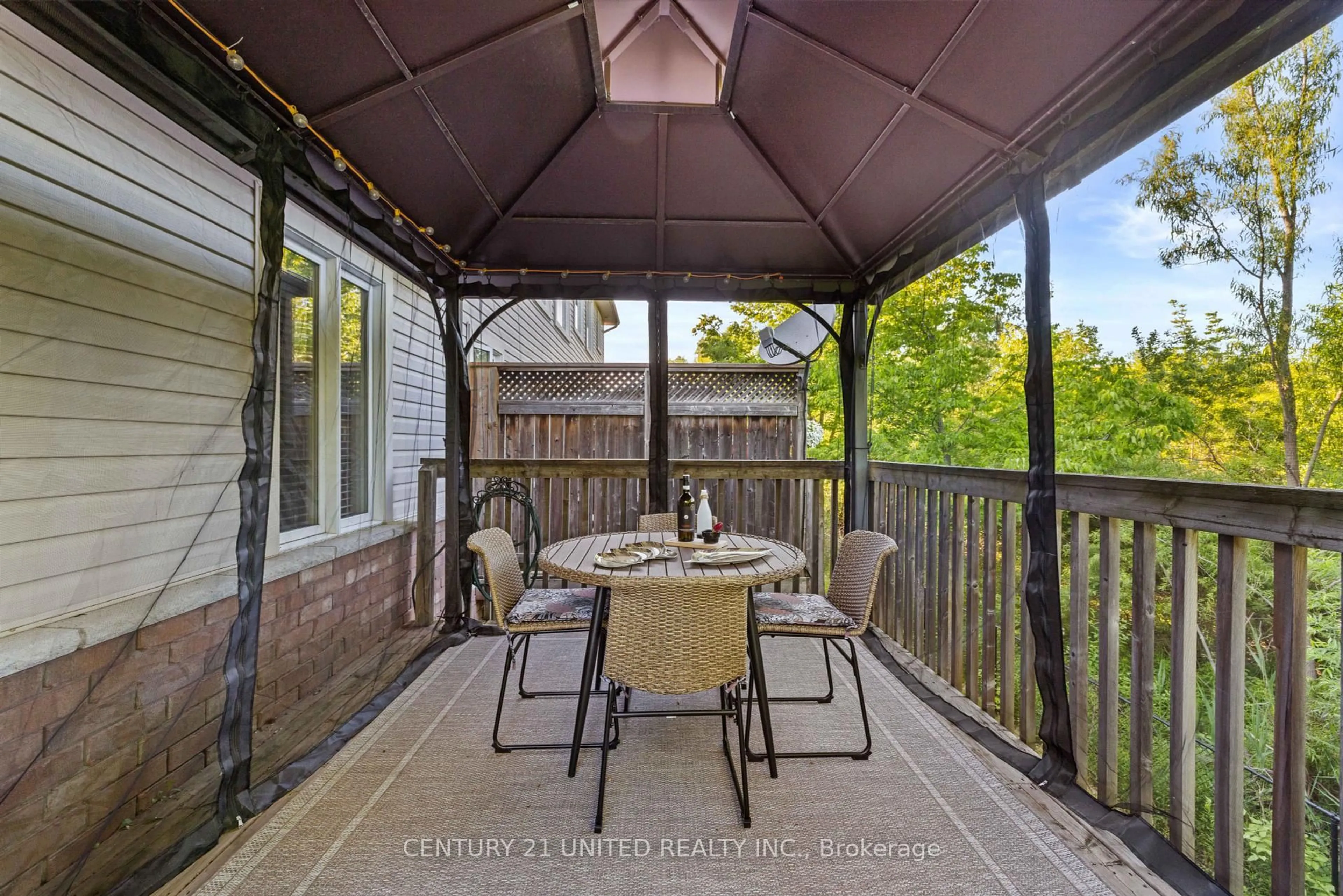 Patio, street for 909 Wentworth St #15, Peterborough West Ontario K9J 8R7