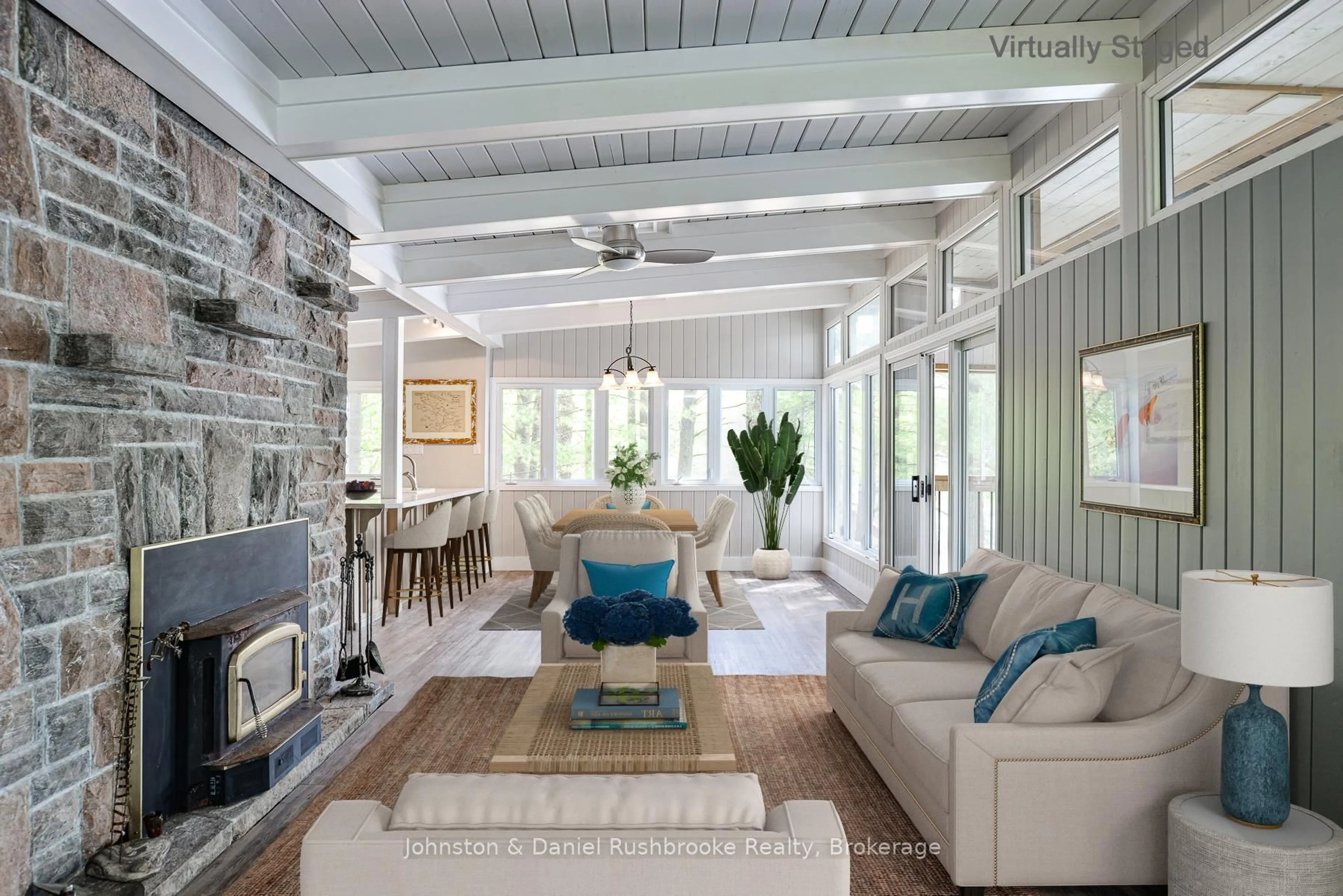 Living room with furniture, unknown for 1875 N Muldrew Lake Rd, Gravenhurst Ontario P1P 1R2