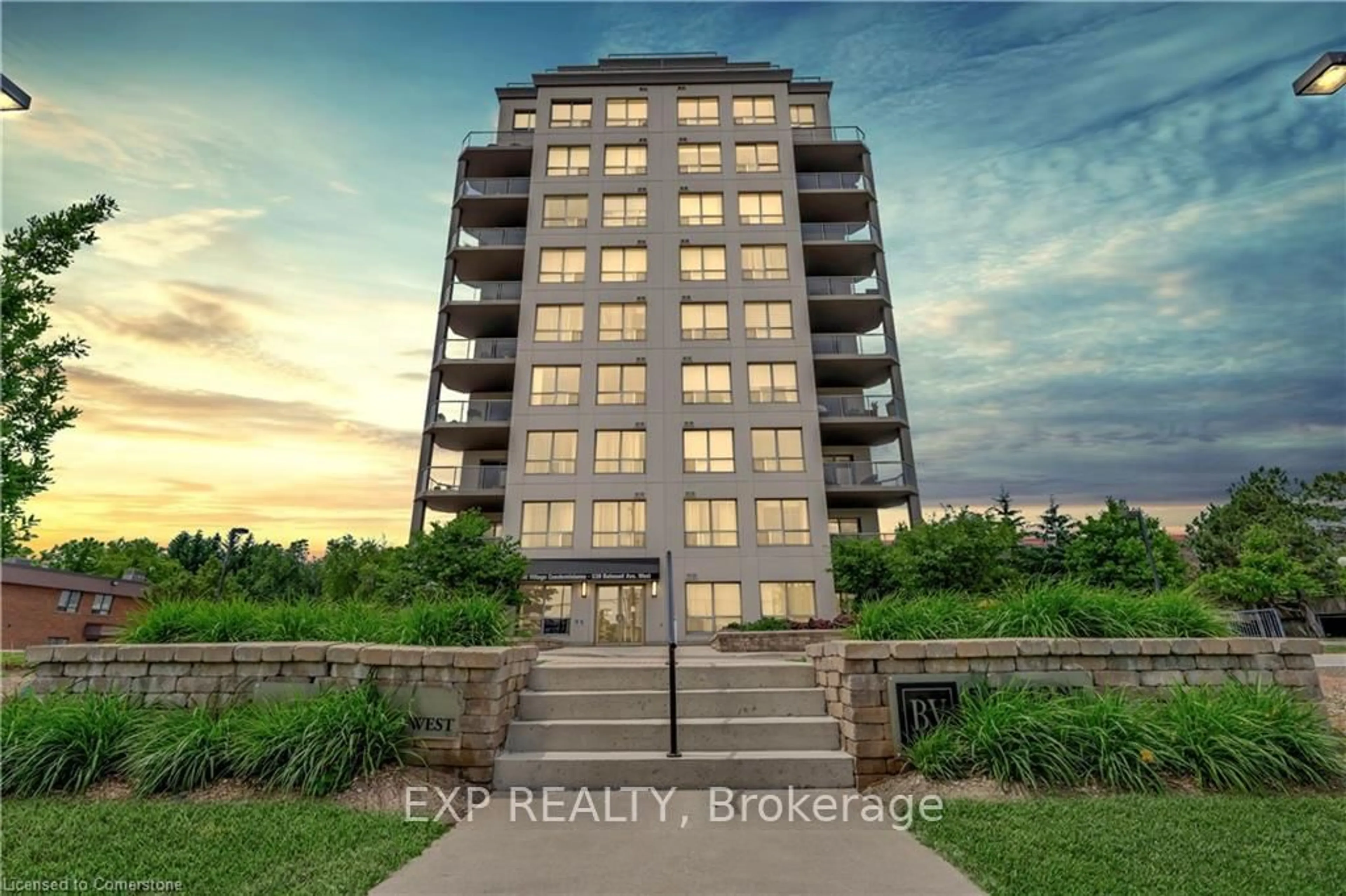 A pic from outside/outdoor area/front of a property/back of a property/a pic from drone, building for 539 Belmont Ave #808, Kitchener Ontario N2M 0A2