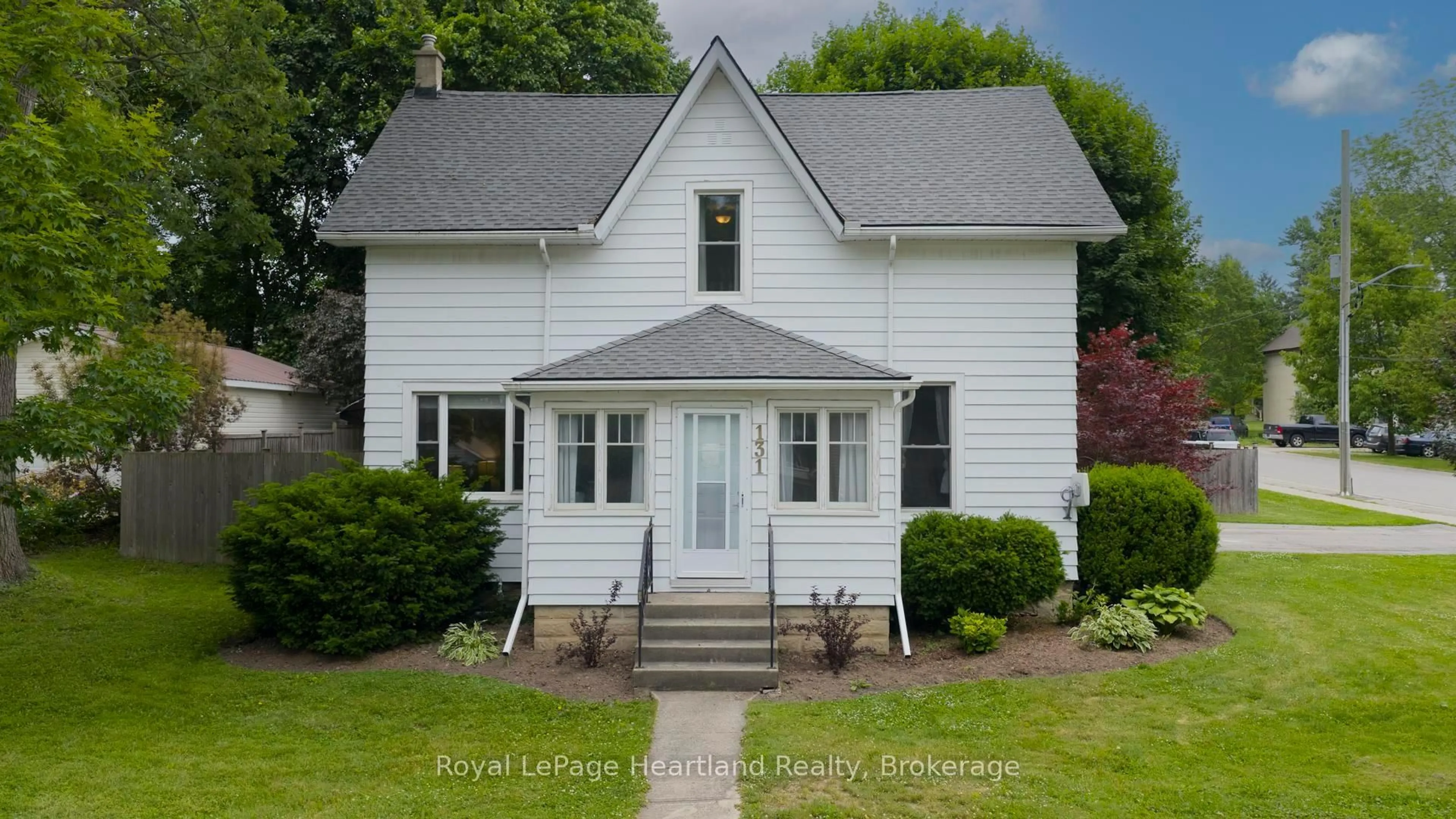 Home with vinyl exterior material, street for 131 Rattenbury St, Central Huron Ontario N0M 1L0