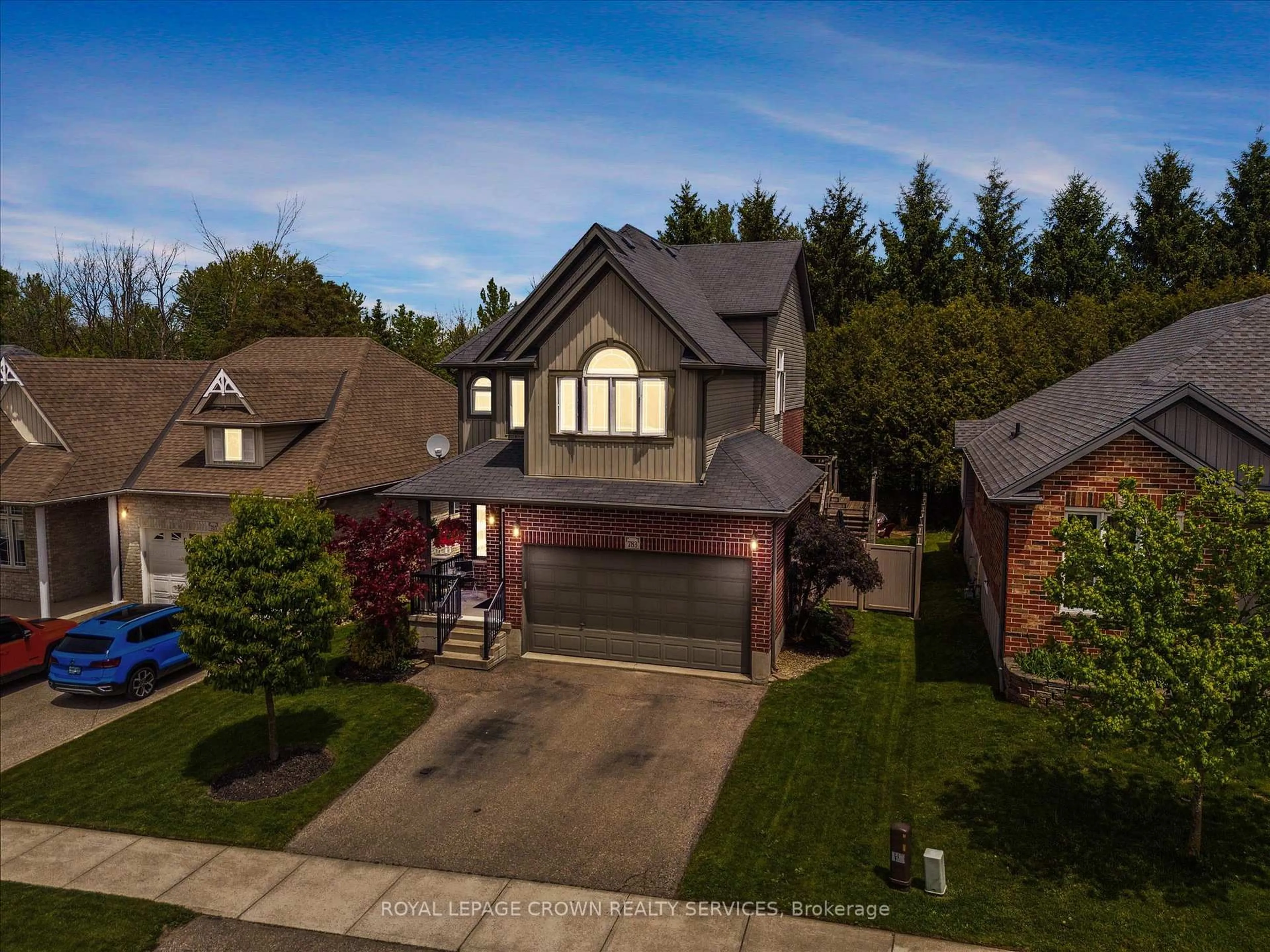A pic from outside/outdoor area/front of a property/back of a property/a pic from drone, street for 783 Reid Cres, North Perth Ontario N4W 0A2