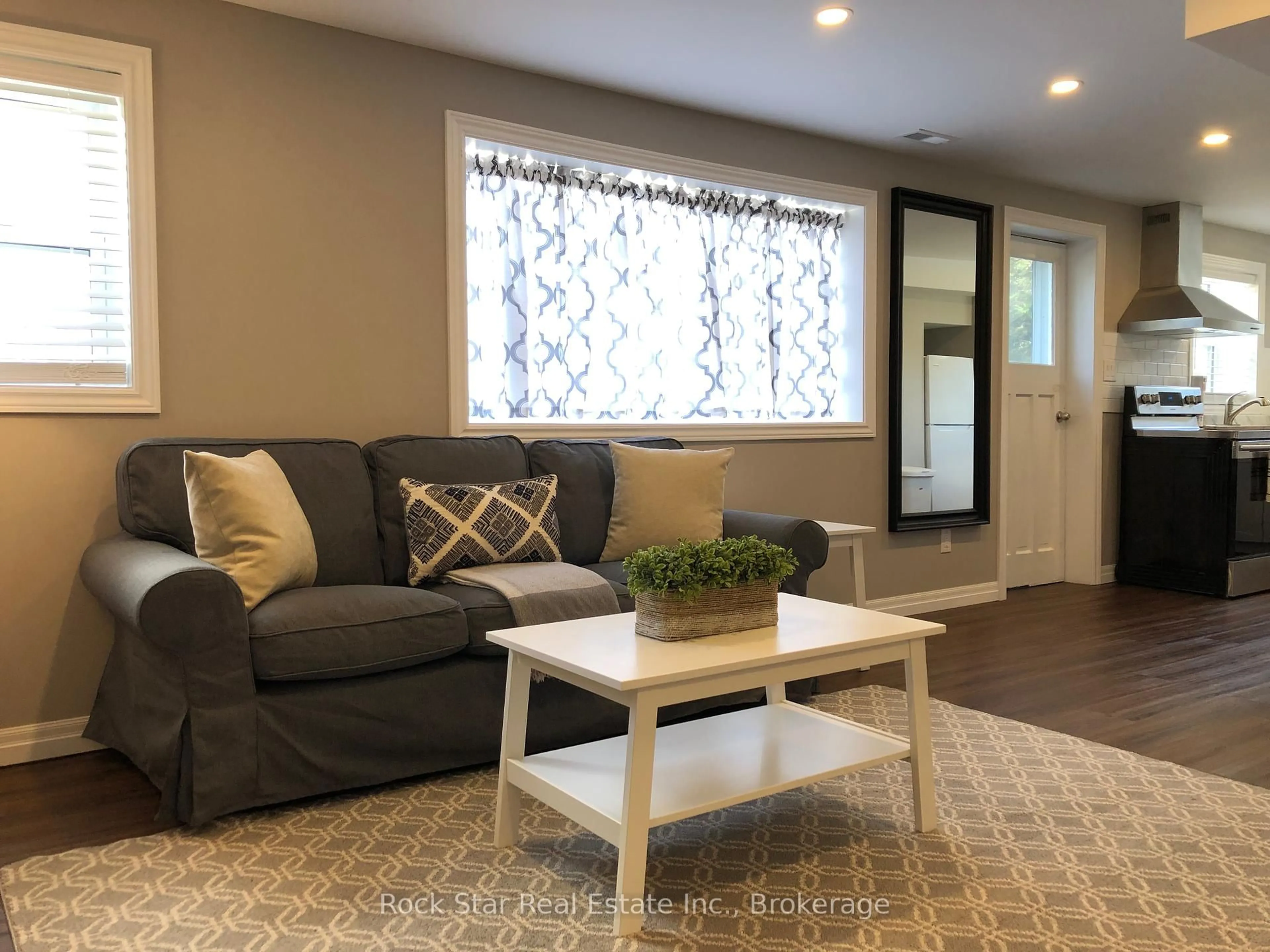 Living room with furniture, unknown for 84 Maple Dr, Belleville Ontario K8P 2R2