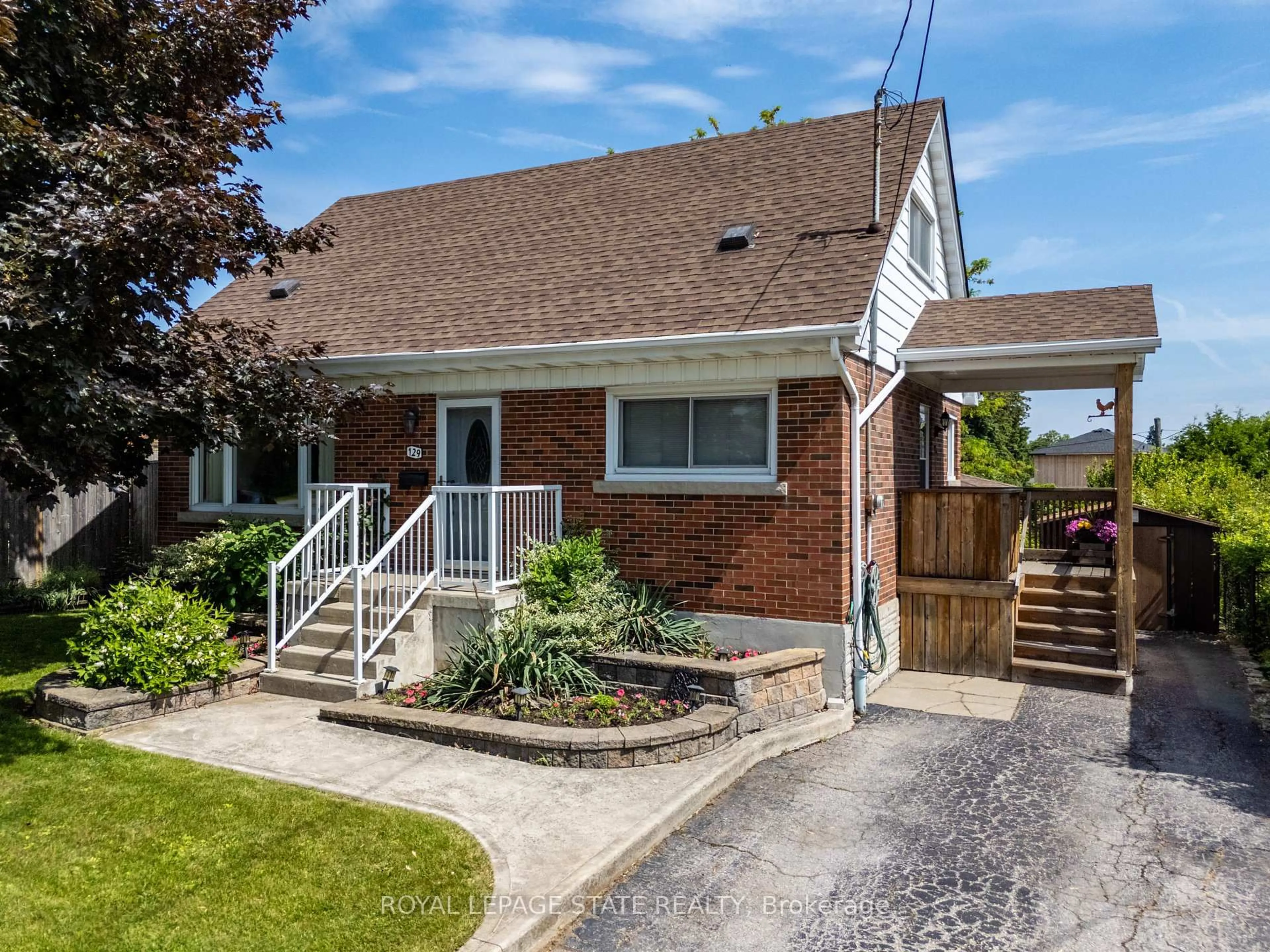 Home with brick exterior material, street for 129 Broker Dr, Hamilton Ontario L8T 2B9