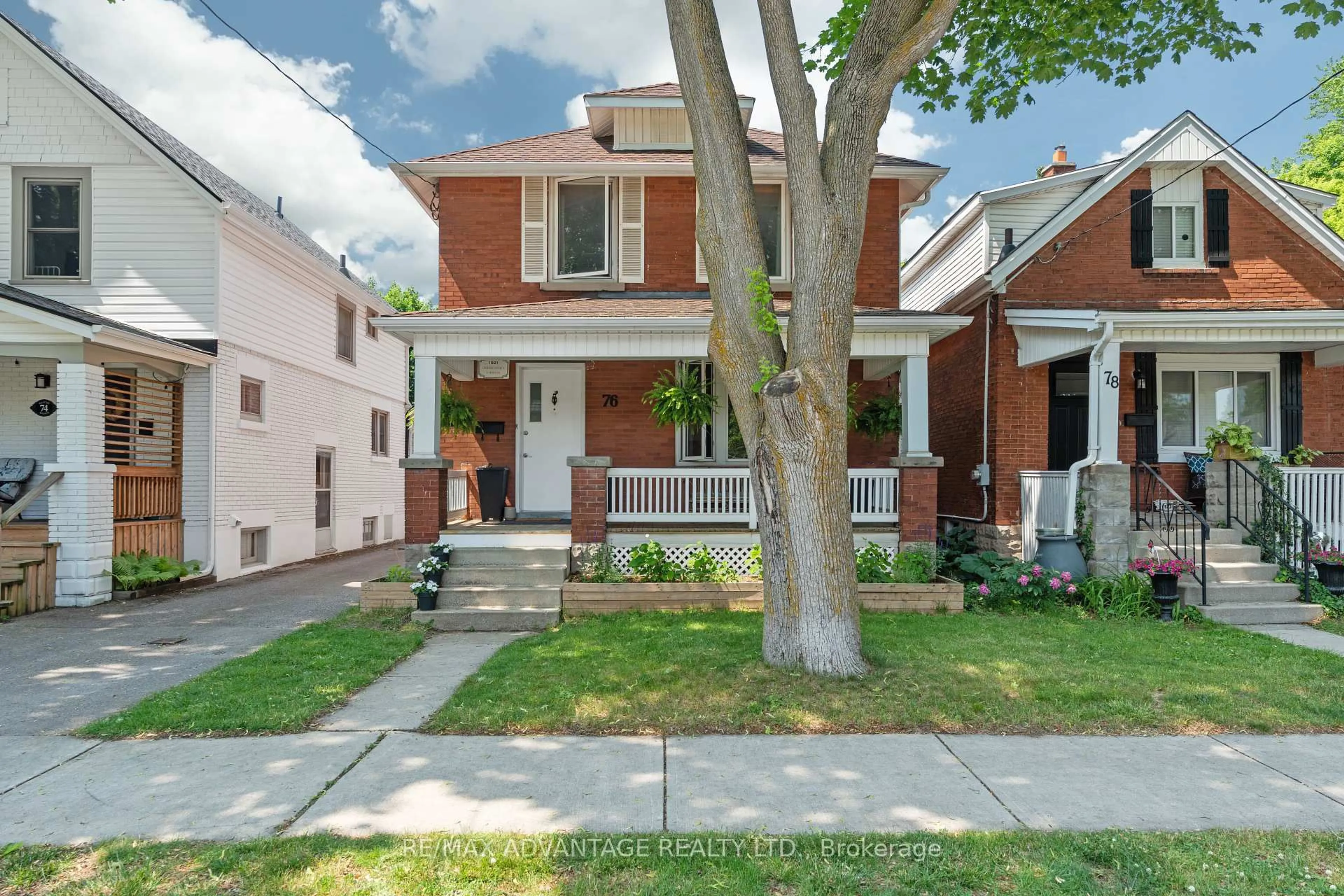 Home with brick exterior material, street for 76 Beattie Ave, London East Ontario N5W 2P2