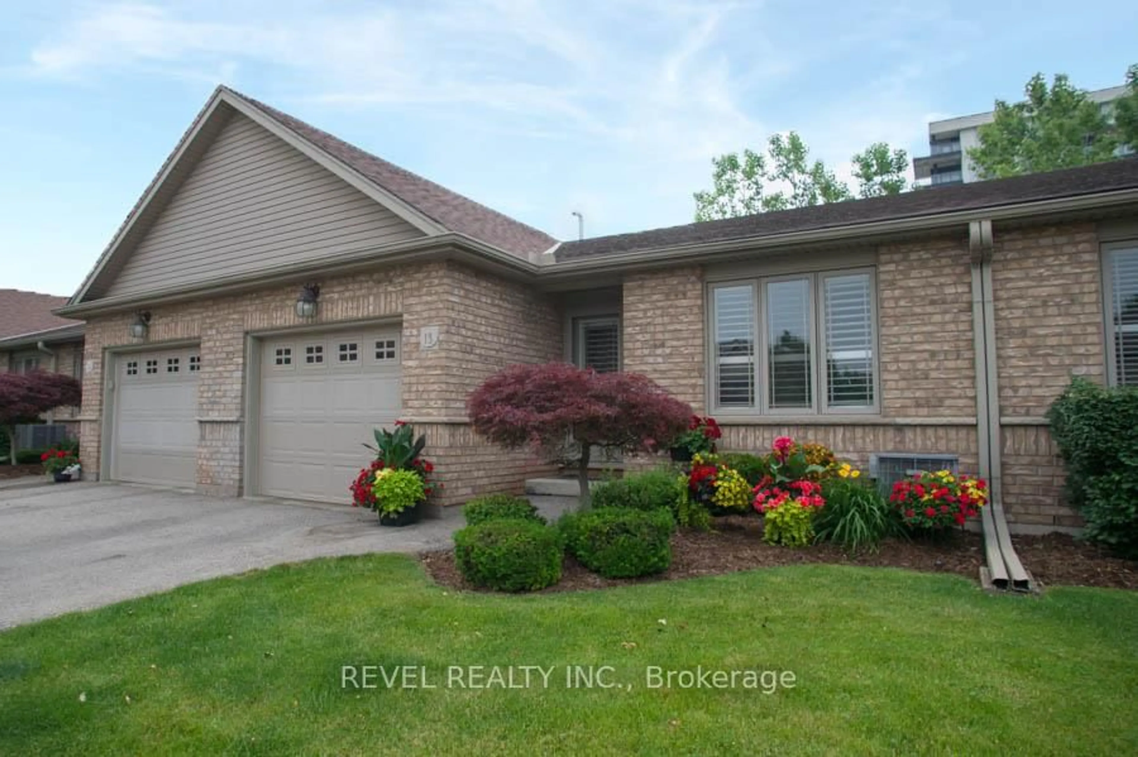 Home with brick exterior material, street for 601 Conklin Rd #13, Brantford Ontario N3T 6R6