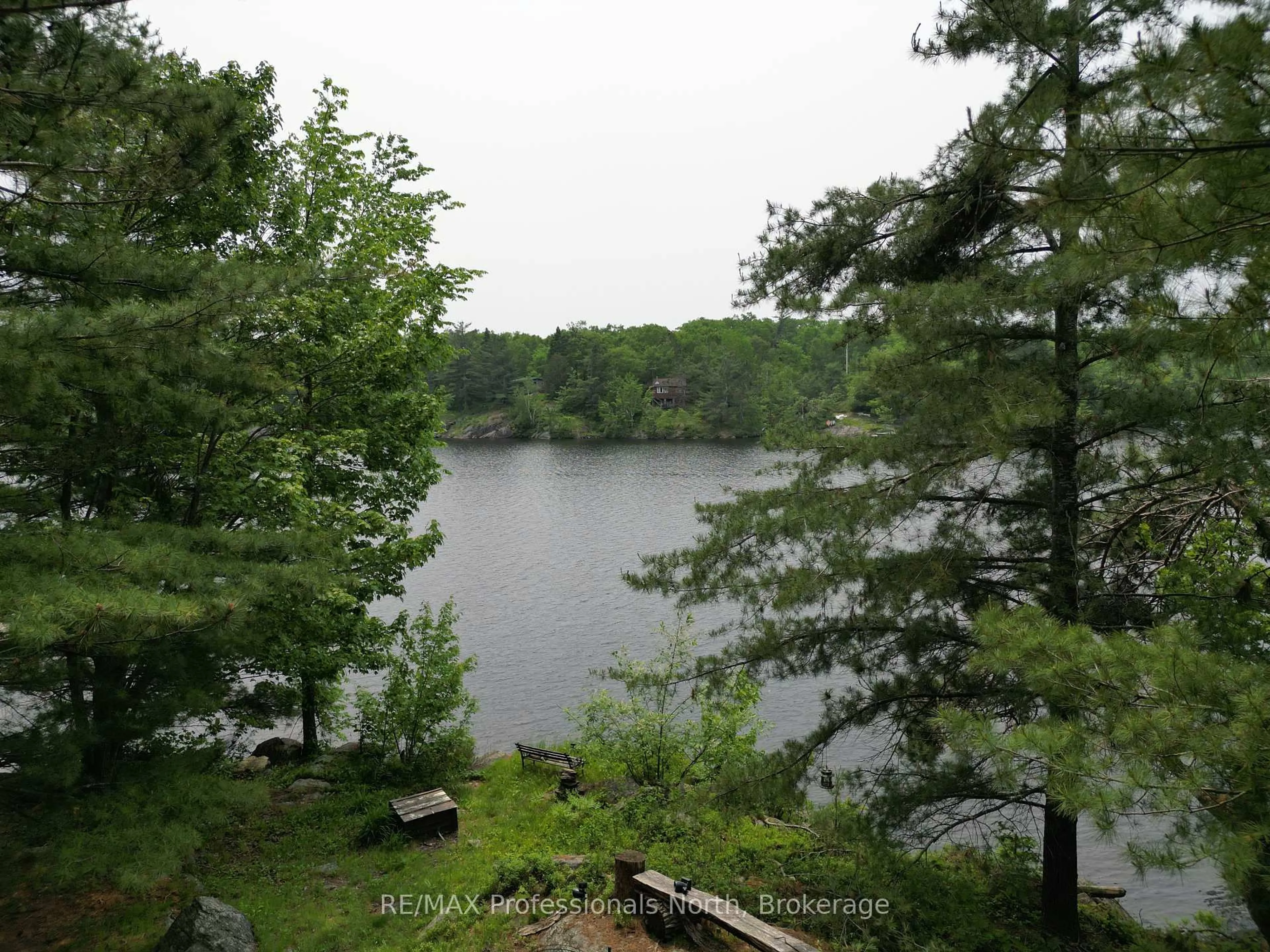 Unknown for 11437 Devils Lake WAO, Minden Hills Ontario K0M 2L1