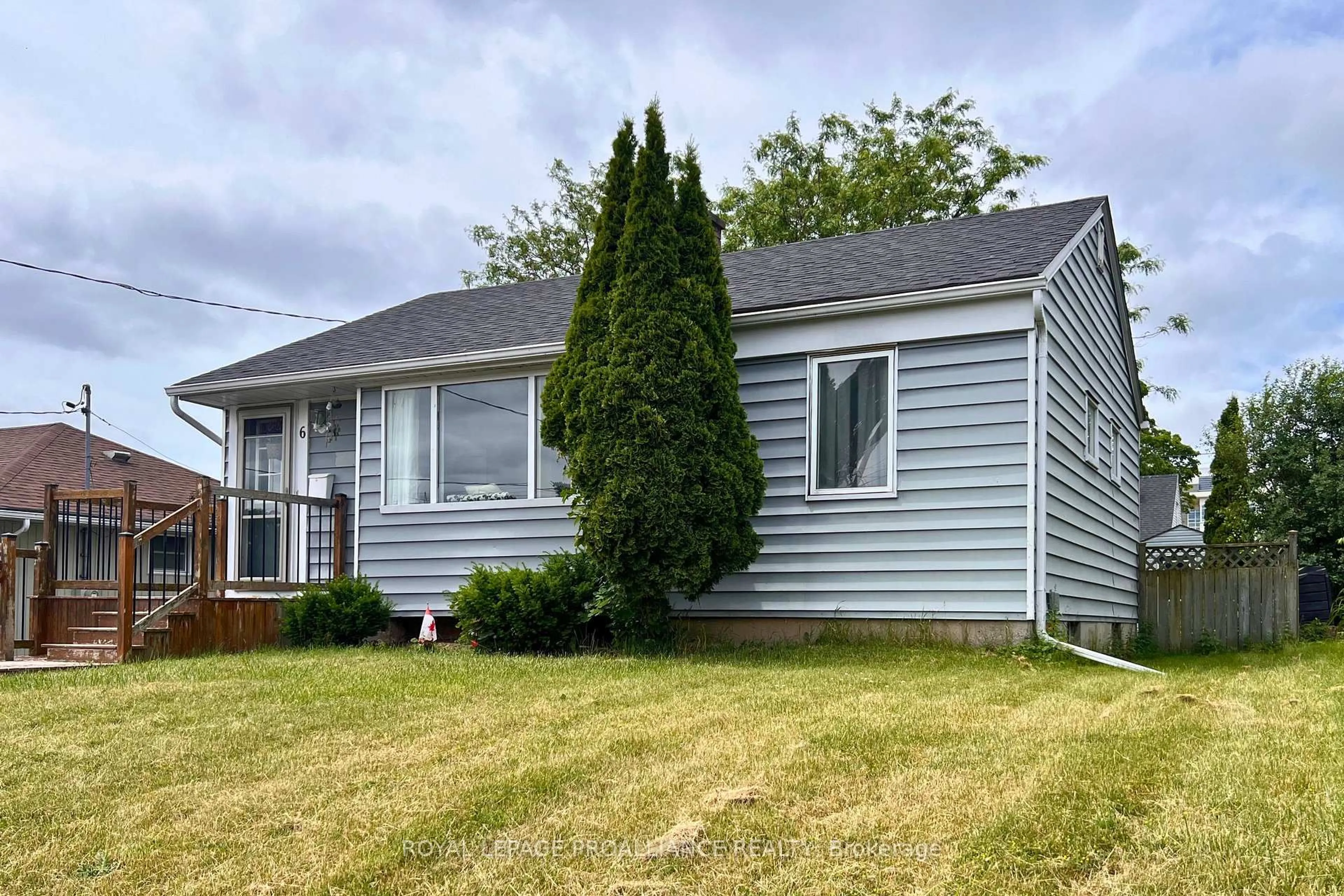 Home with vinyl exterior material, street for 6 Third St, Belleville Ontario K8N 4R8