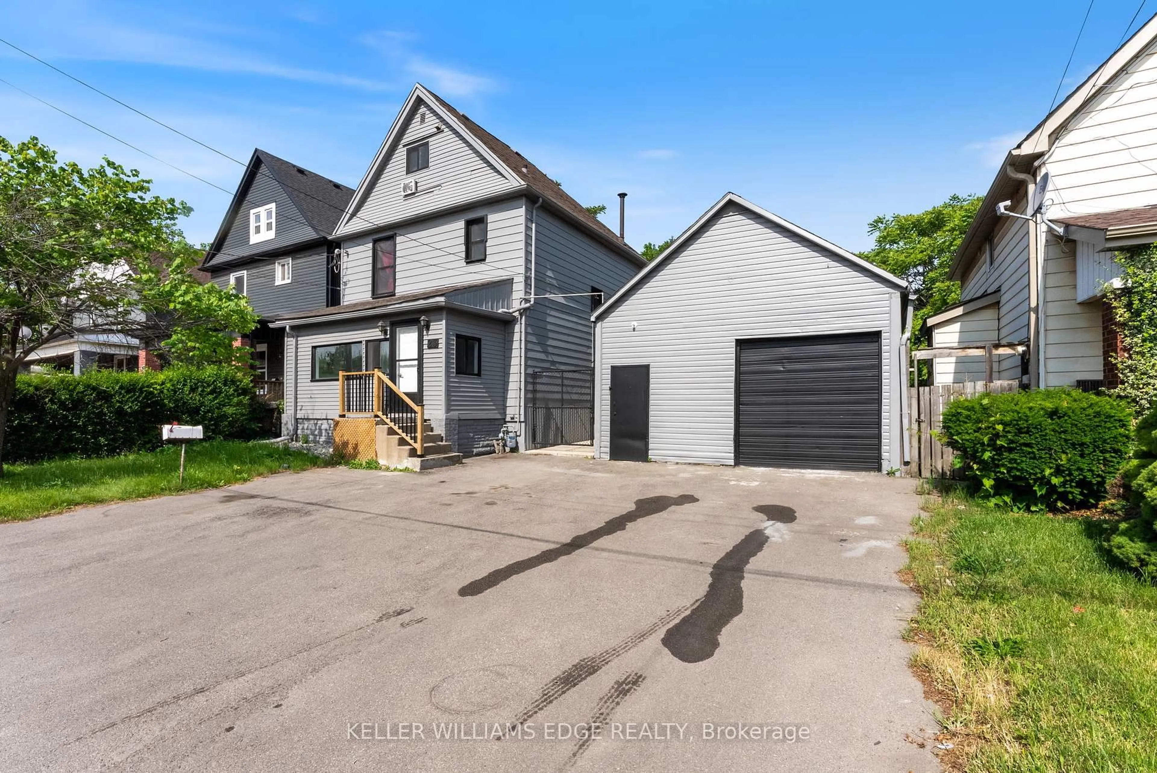 Unknown for 23 Lyndhurst St, Hamilton Ontario L8L 7G9