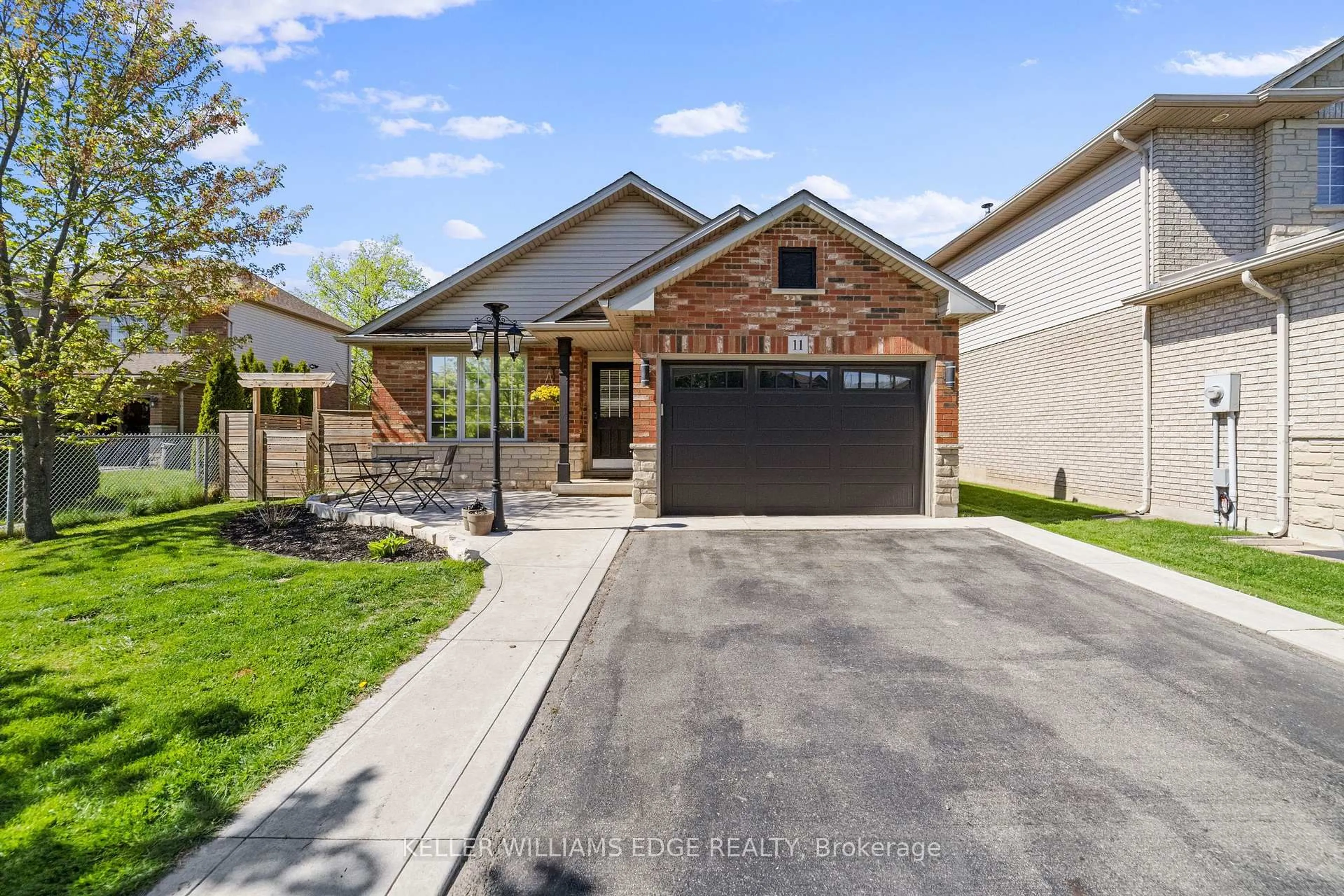 Home with brick exterior material, street for 11 Liam Dr, Hamilton Ontario L9G 4Y1