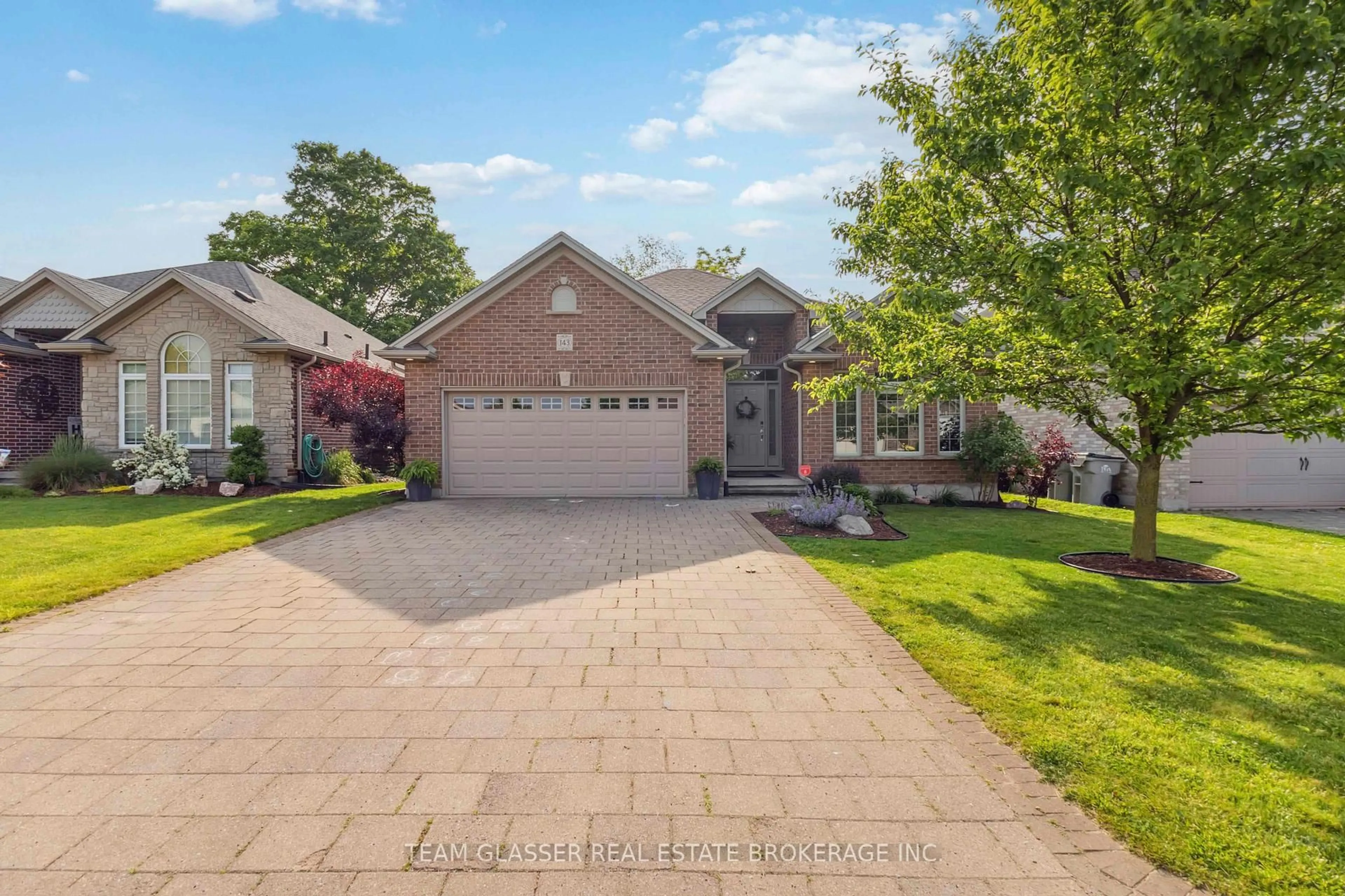 Home with brick exterior material, street for 143 DEBORAH Dr, Strathroy-Caradoc Ontario N7G 4E1