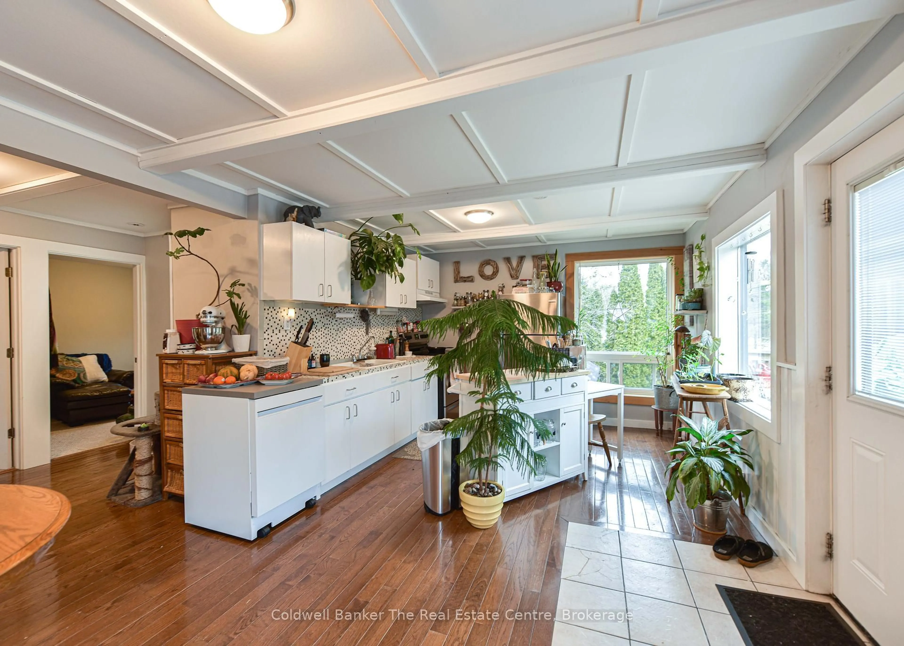 Open concept kitchen, unknown for 120 Bakery Lane, Gravenhurst Ontario P1P 1T6