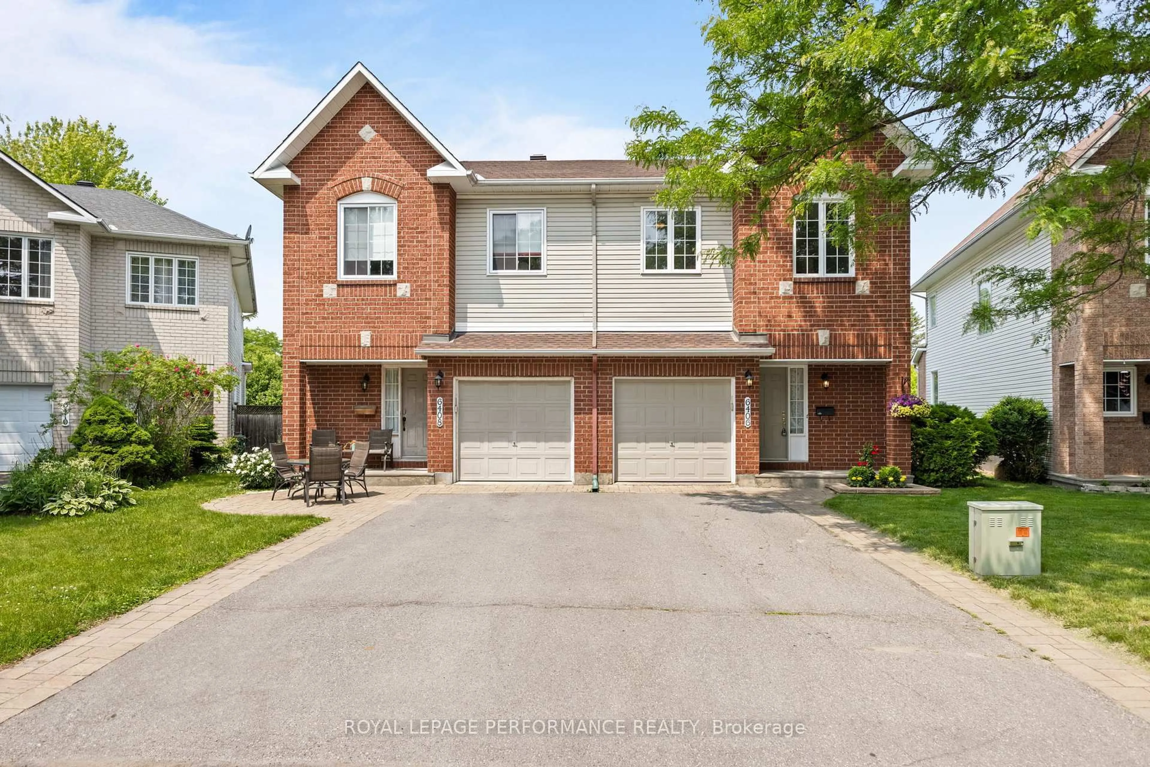 Home with brick exterior material, street for 6406 Sablewood Pl, Ottawa Ontario K1C 7L7