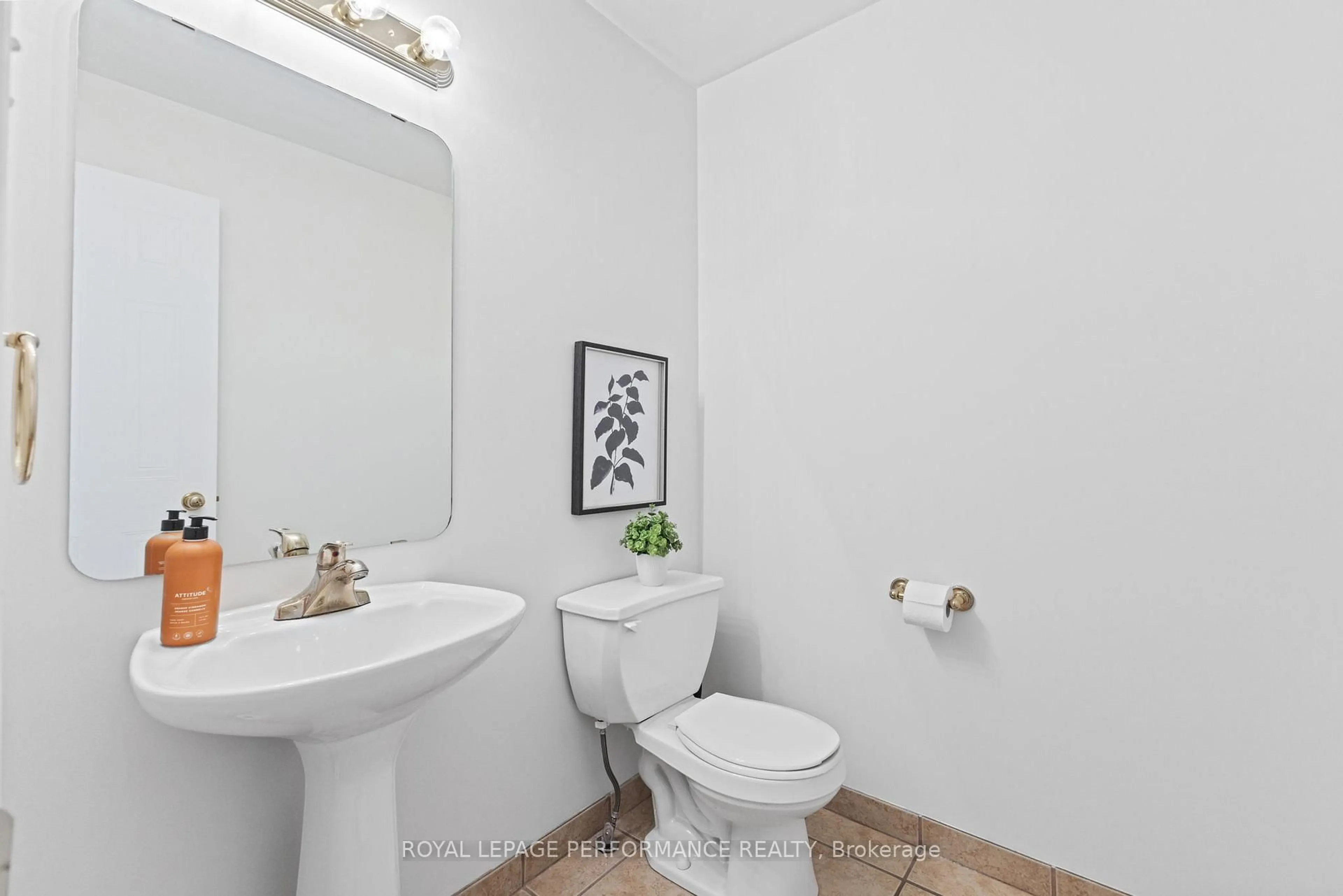 Standard bathroom, ceramic/tile floor for 6406 Sablewood Pl, Ottawa Ontario K1C 7L7