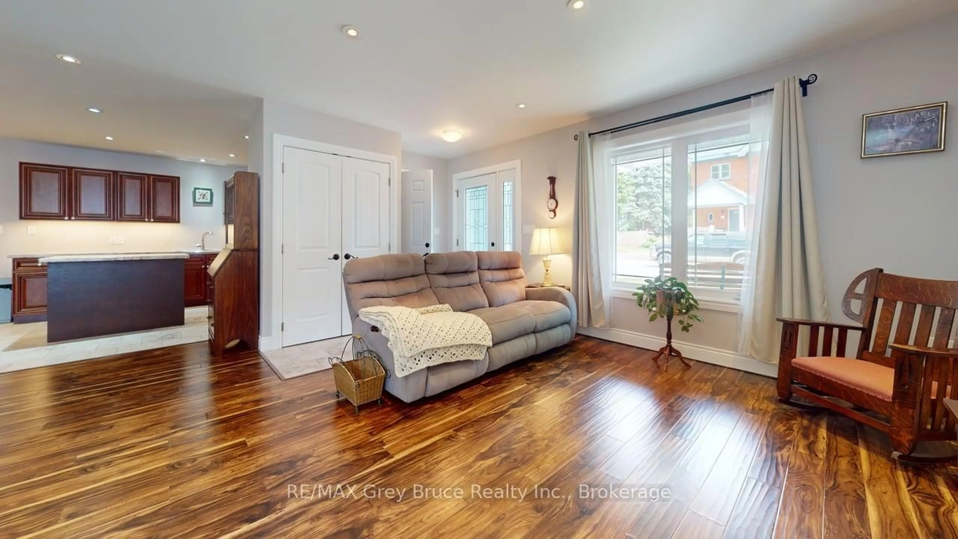 Living room with furniture, wood/laminate floor for 206 4th Ave, Arran-Elderslie Ontario N0G 1L0